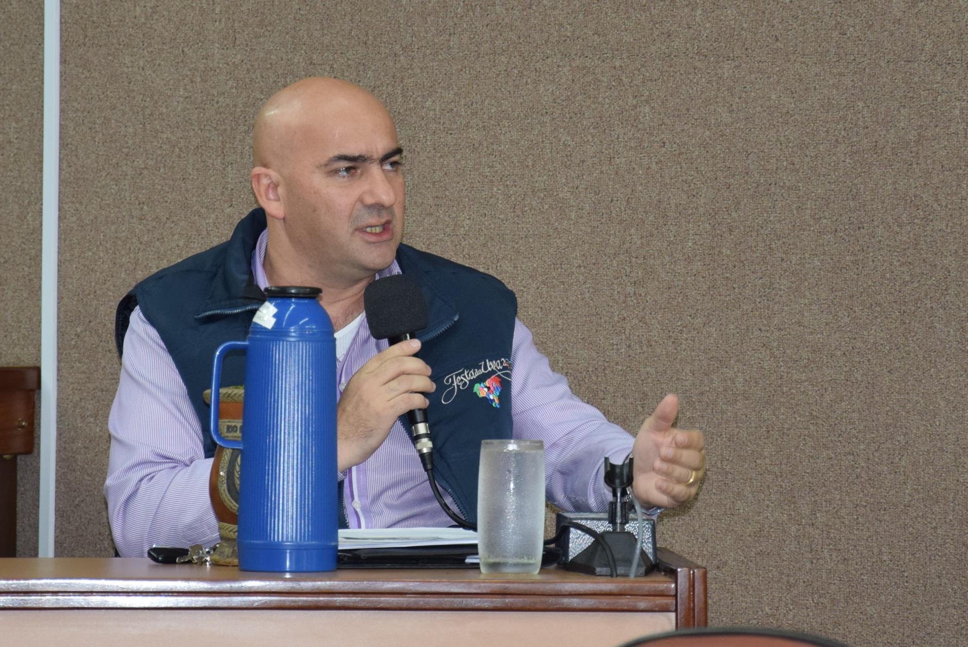 Jaison Barbosa comemora resultados da audiência pública sobre regularização fundiária