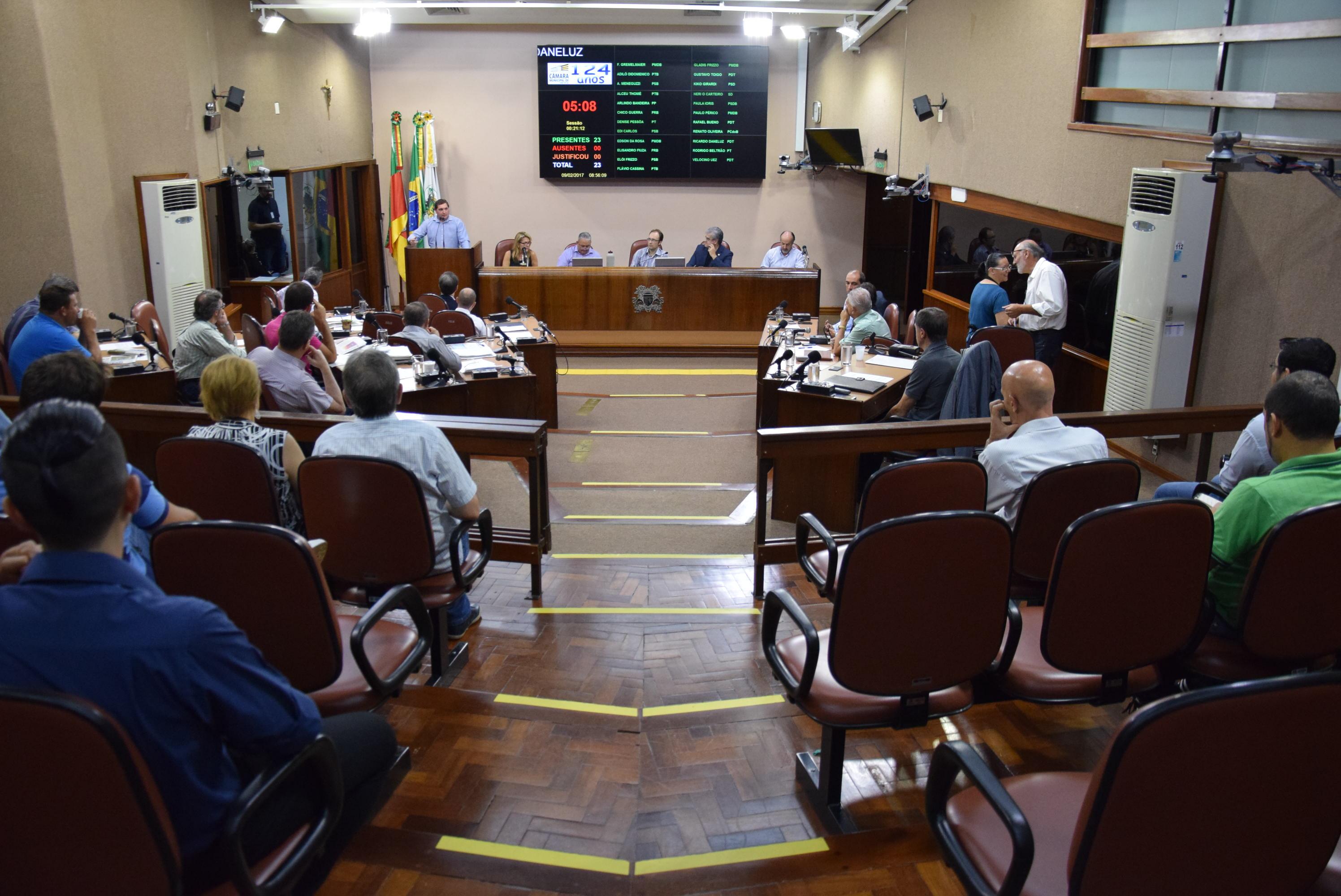 Corte de verba municipal da Festa da Uva repercute em sessão