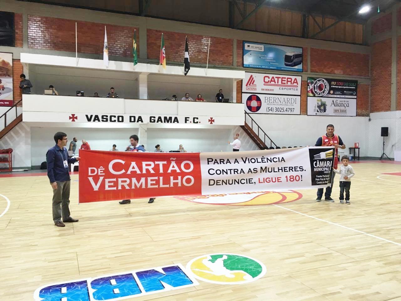 Vereador Washington/PDT apoia Caxias do Sul Basquete/Banrisul em partida da Liga Nacional