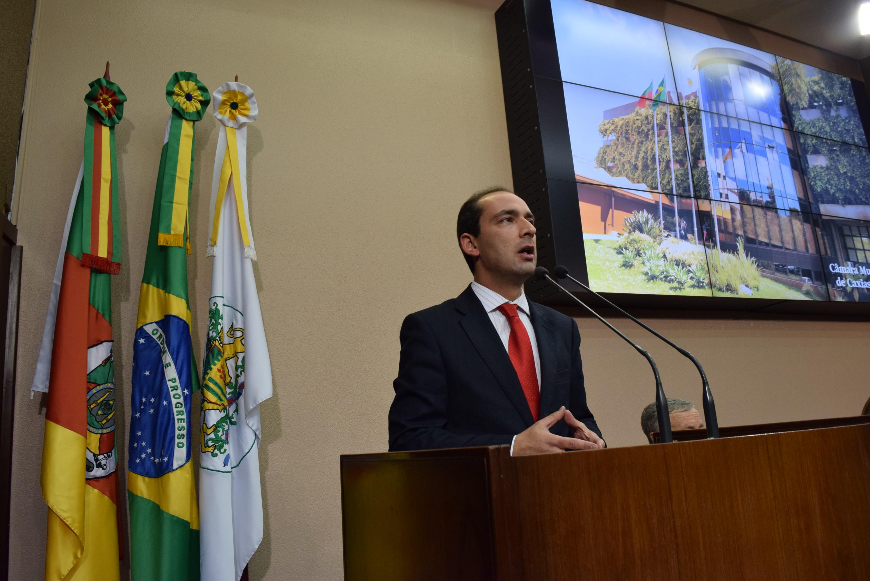 Leia mais sobre Legislativo pede informações à prefeitura sobre a estrutura da Escola Municipal de Ensino Fundamental Afonso Secco