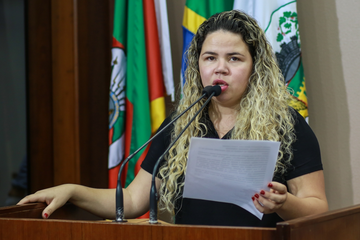 Parlamentar Daiane Mello considera um sucesso a Semana Farroupilha 2015 em Caxias do Sul