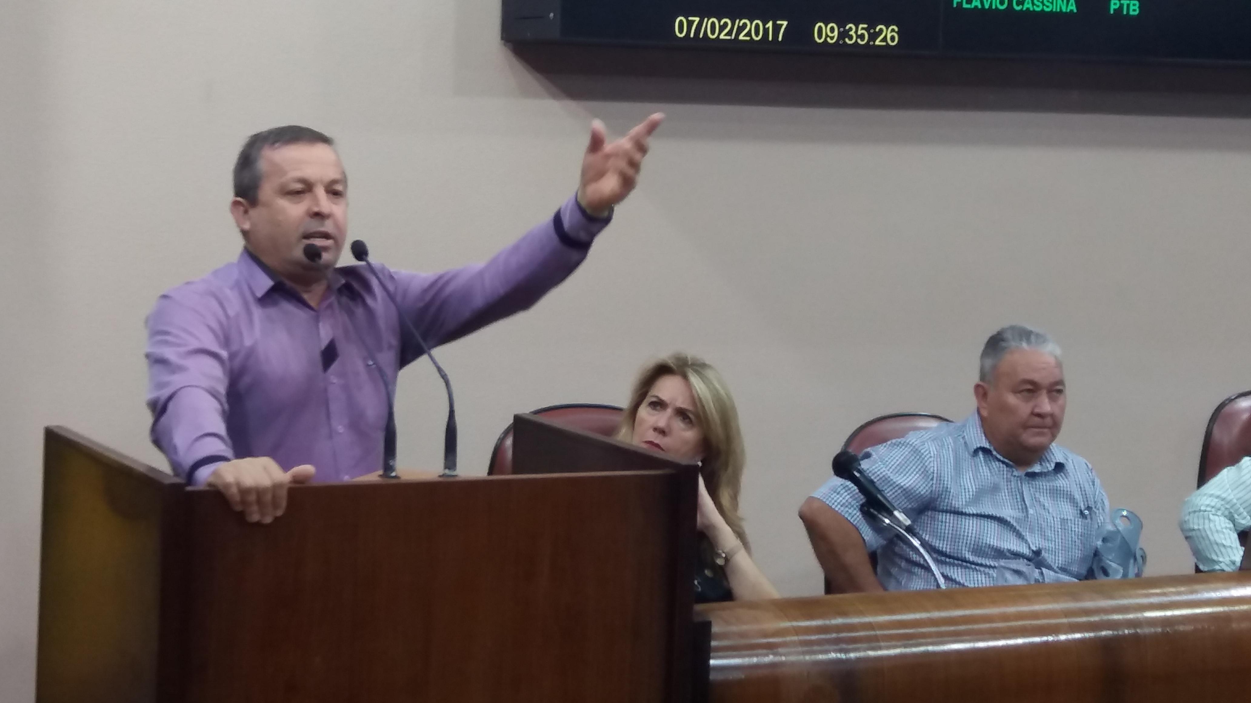 Leia mais sobre Vereador Velocino Uez avalia 1° mês no Legislativo caxiense 
