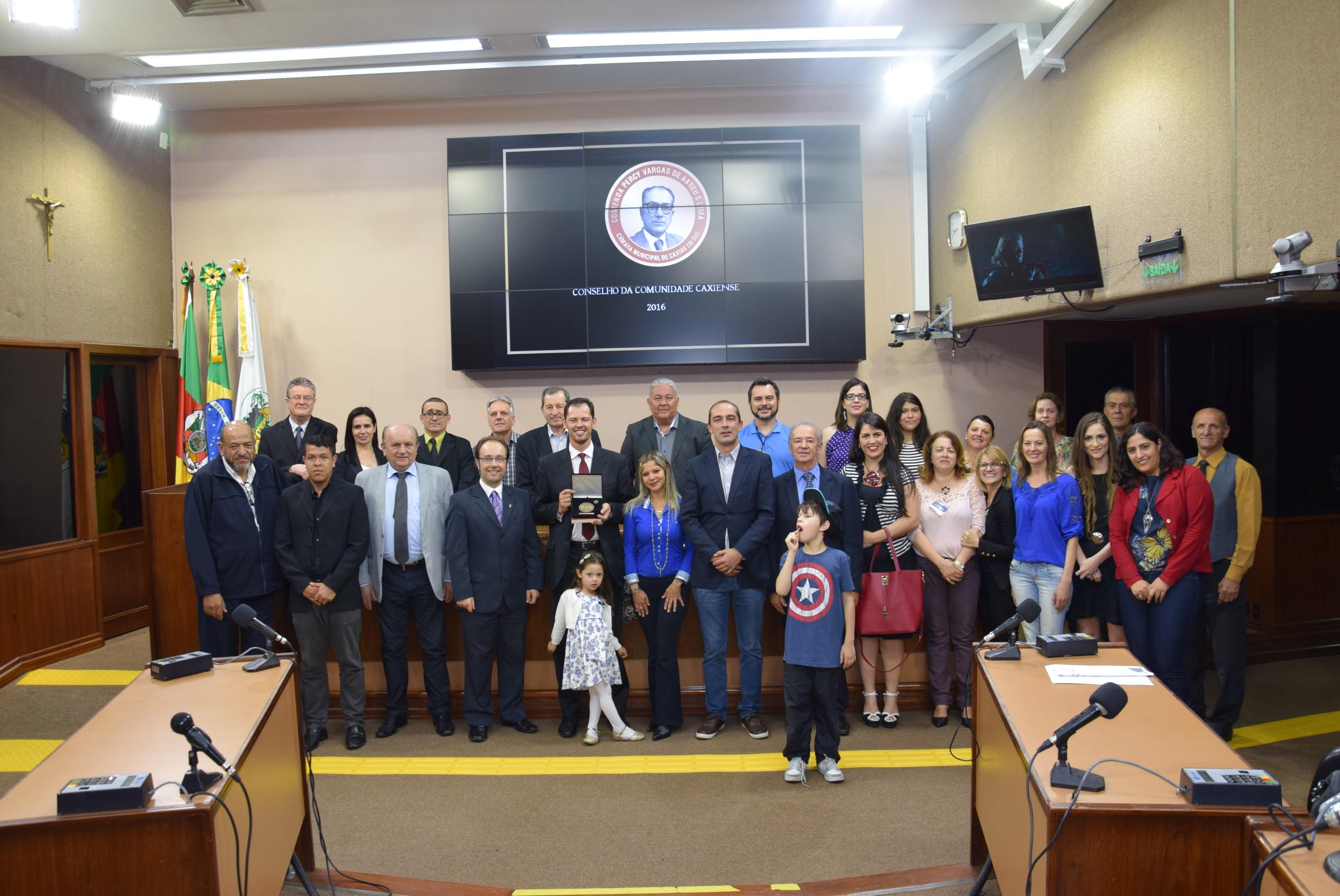 Legislativo concede ao Conselho da Comunidade a comenda Percy Vargas de Abreu e Lima 2016