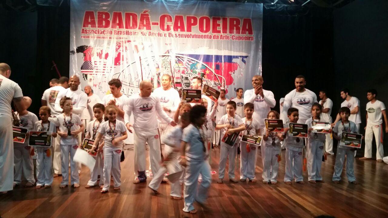 Vereador Guila participa de atividade da Abadá-Capoeira