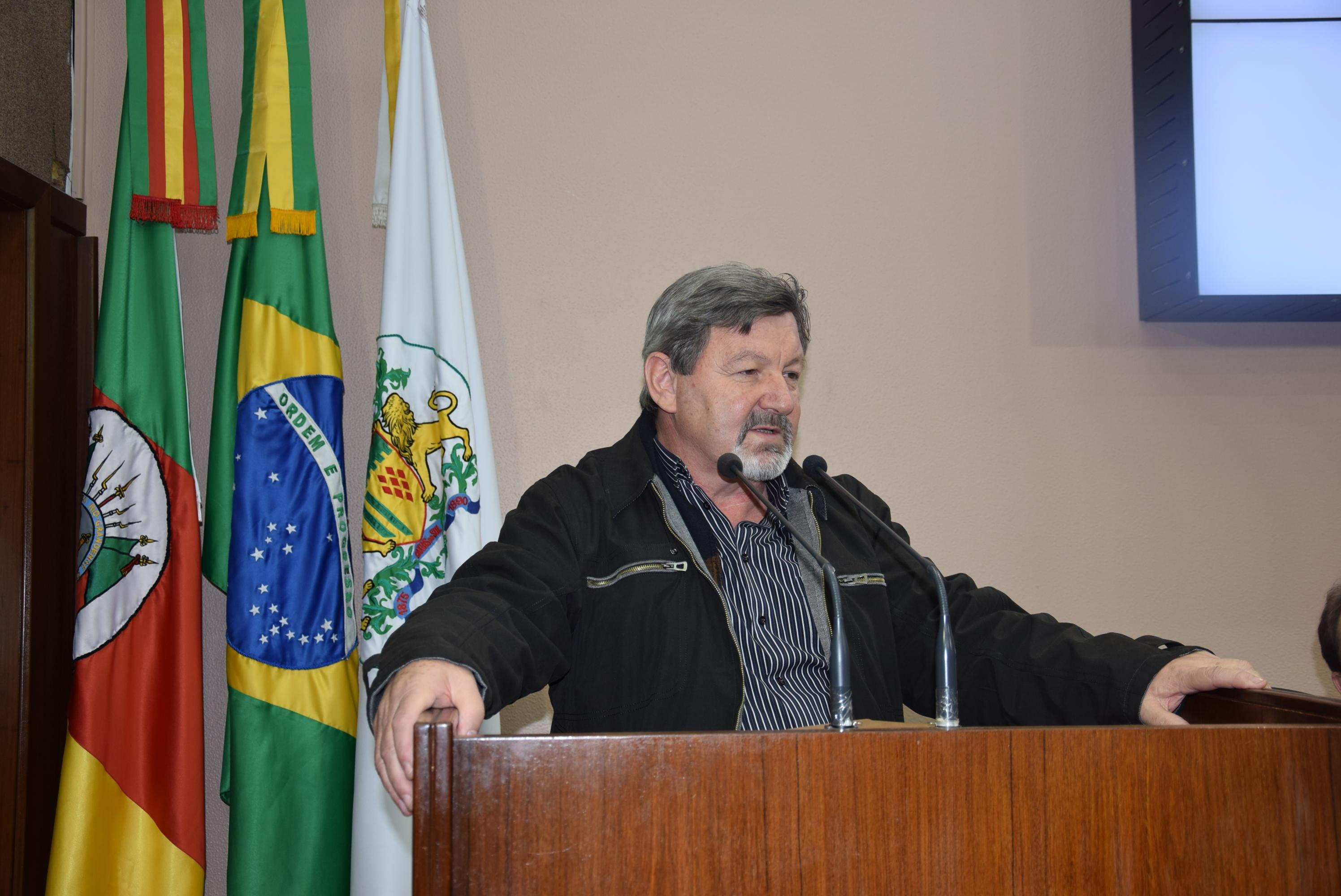 Frizzo defende fórum para debater futuro de Caxias  