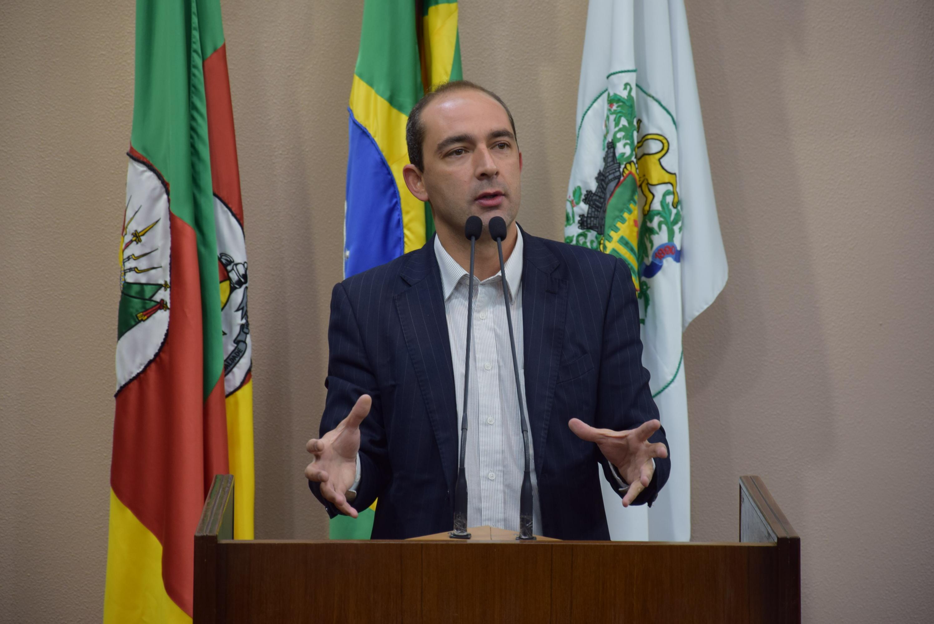 Leia mais sobre Rodrigo Beltrão aponta riscos do impasse por tarifa