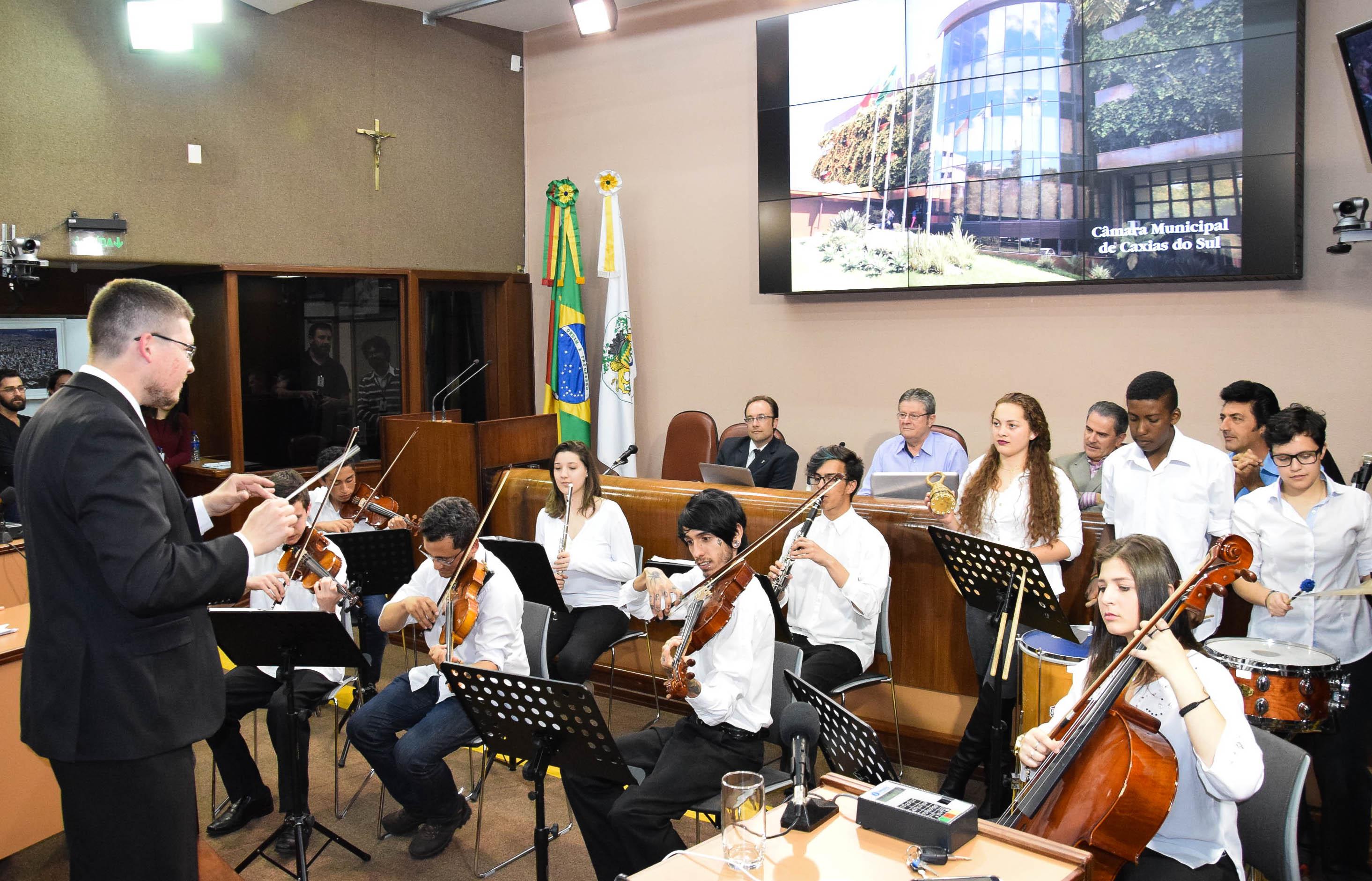 Câmara Municipal de Caxias do Sul celebra os 124 anos do poder Legislativo na cidade