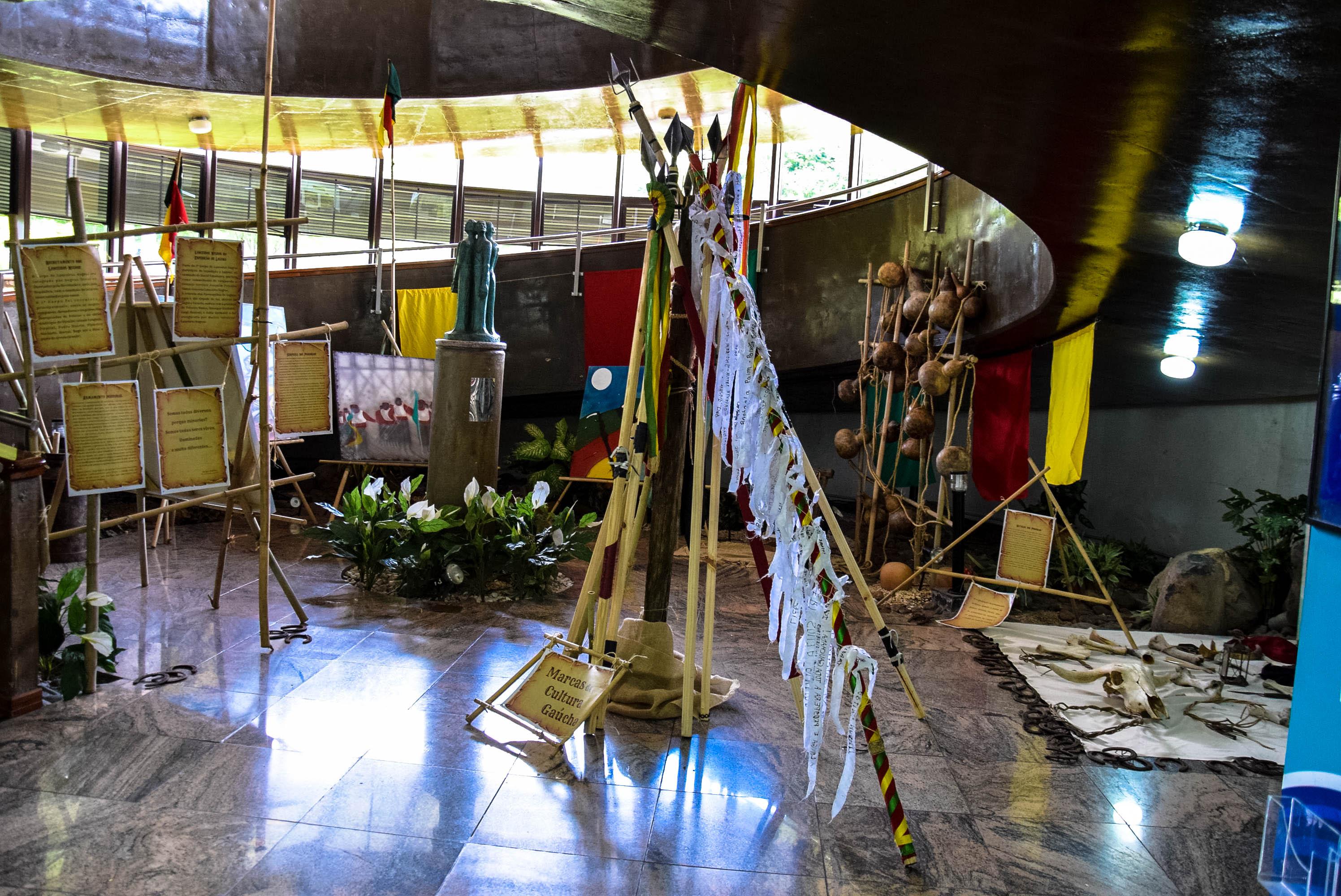 Leia mais sobre Exposição “Lanceiros Negros” ficará aberta ao público no Espaço Cultural Mário Crosa até dia 25 de novembro