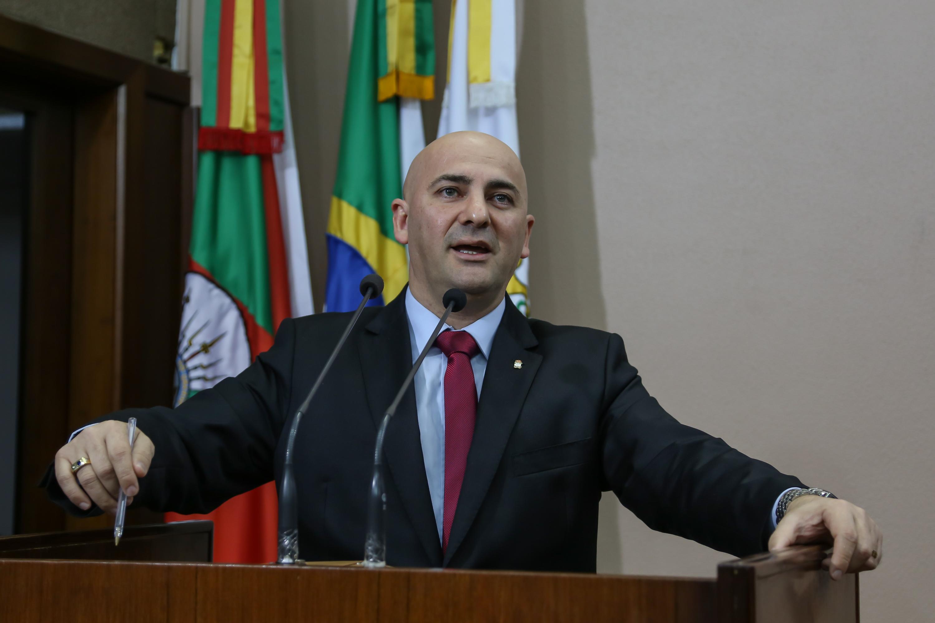 Jaison Barbosa pede reconhecimento da opinião pública para os trabalhos desenvolvidos pelo Legislativo