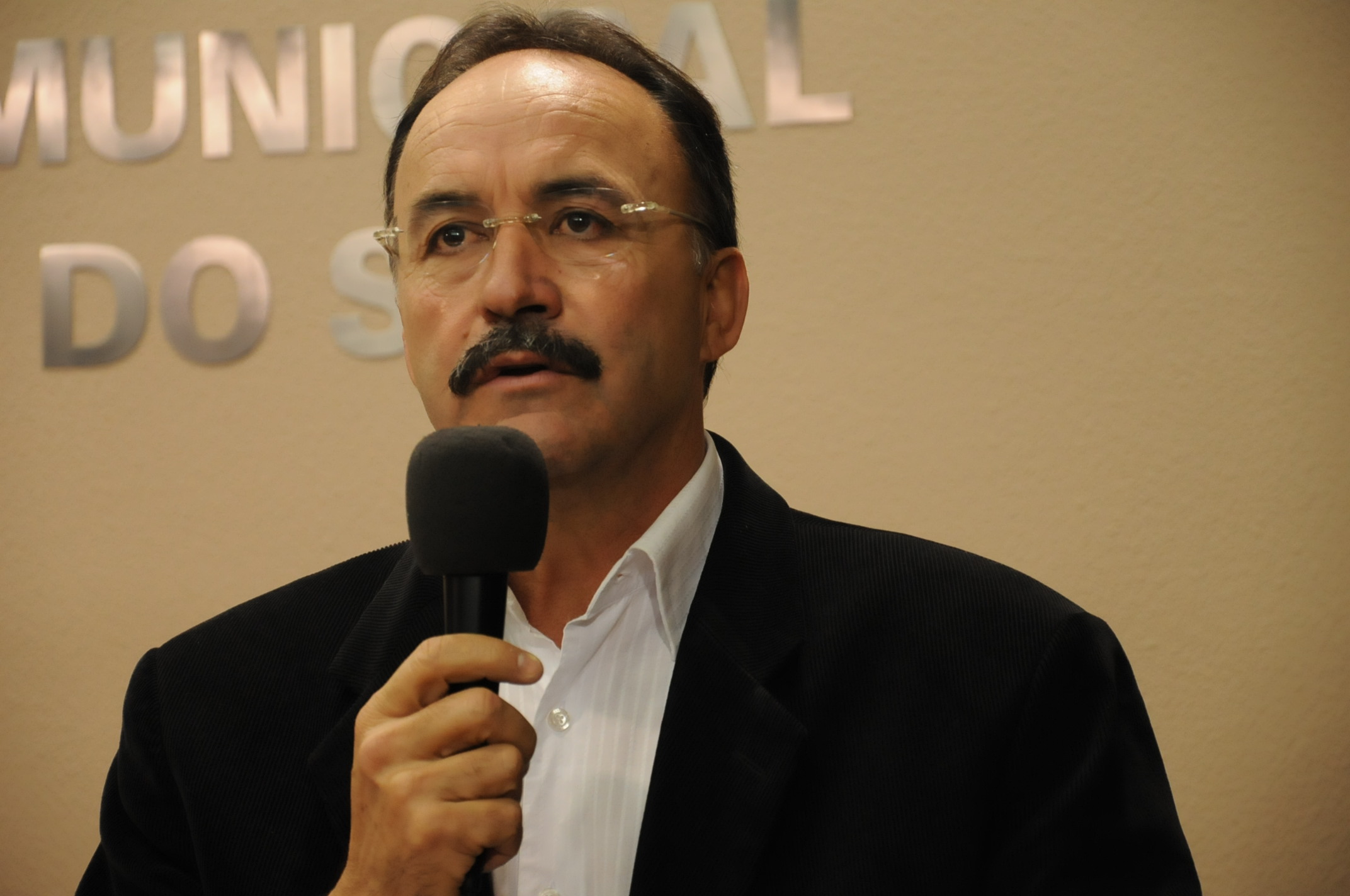 Mauro Pereira elogia atitude da Câmara Municipal sobre a PEC 37