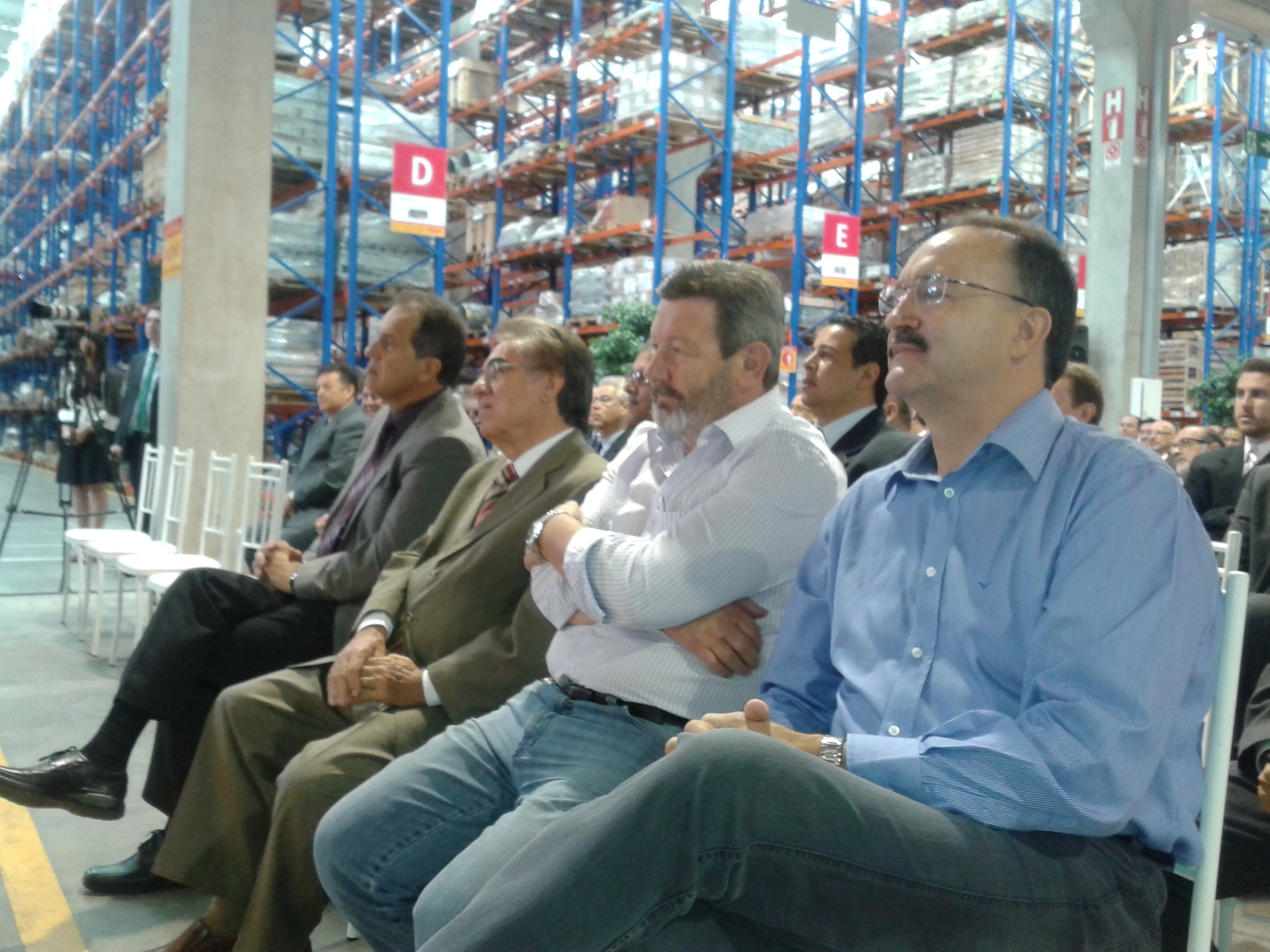 Vereador Mauro Pereira participa de inauguração de centro de distribuição da RGE