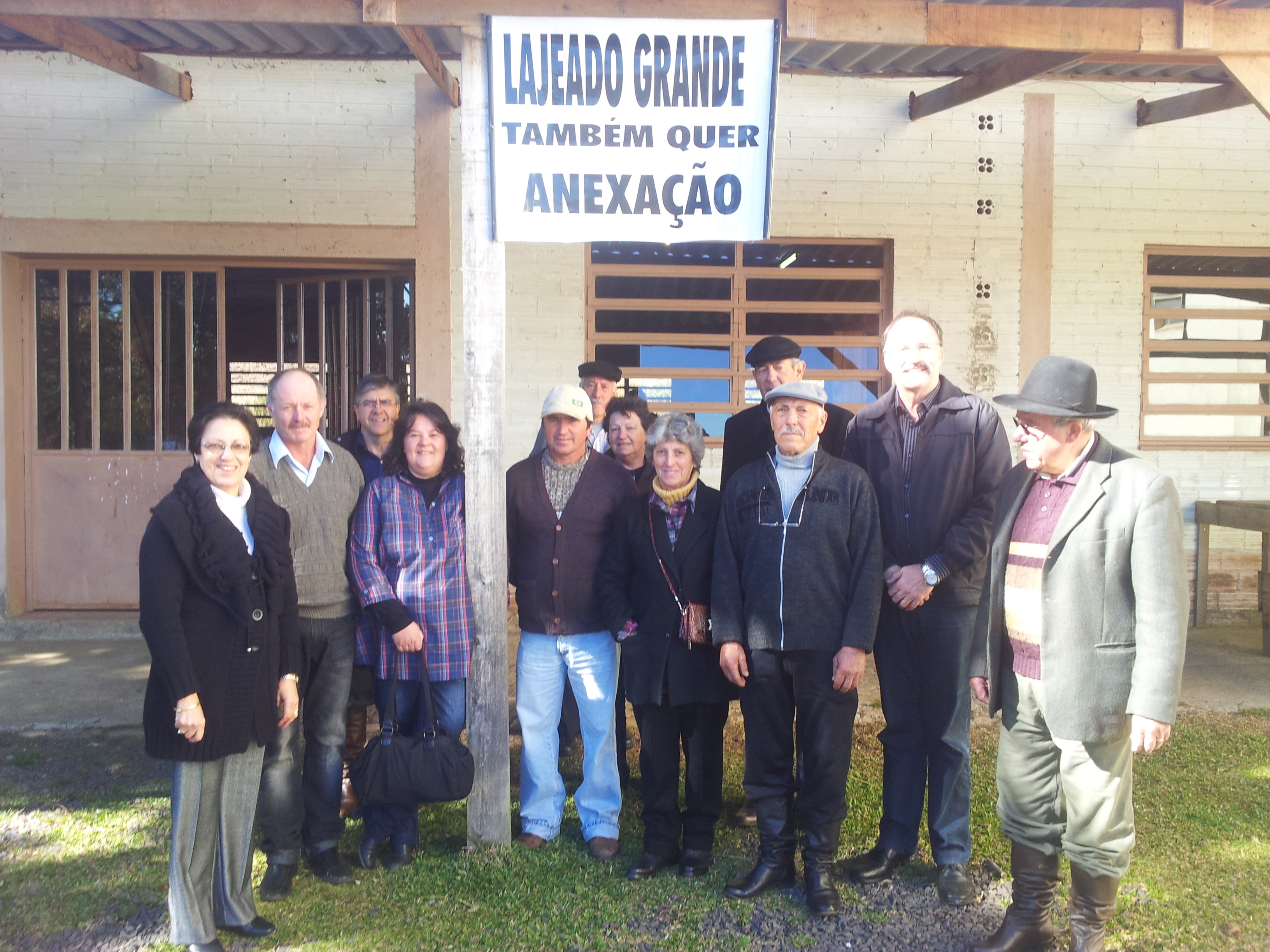 Vereador Mauro Pereira leva apoio a moradores de Lajeado Grande