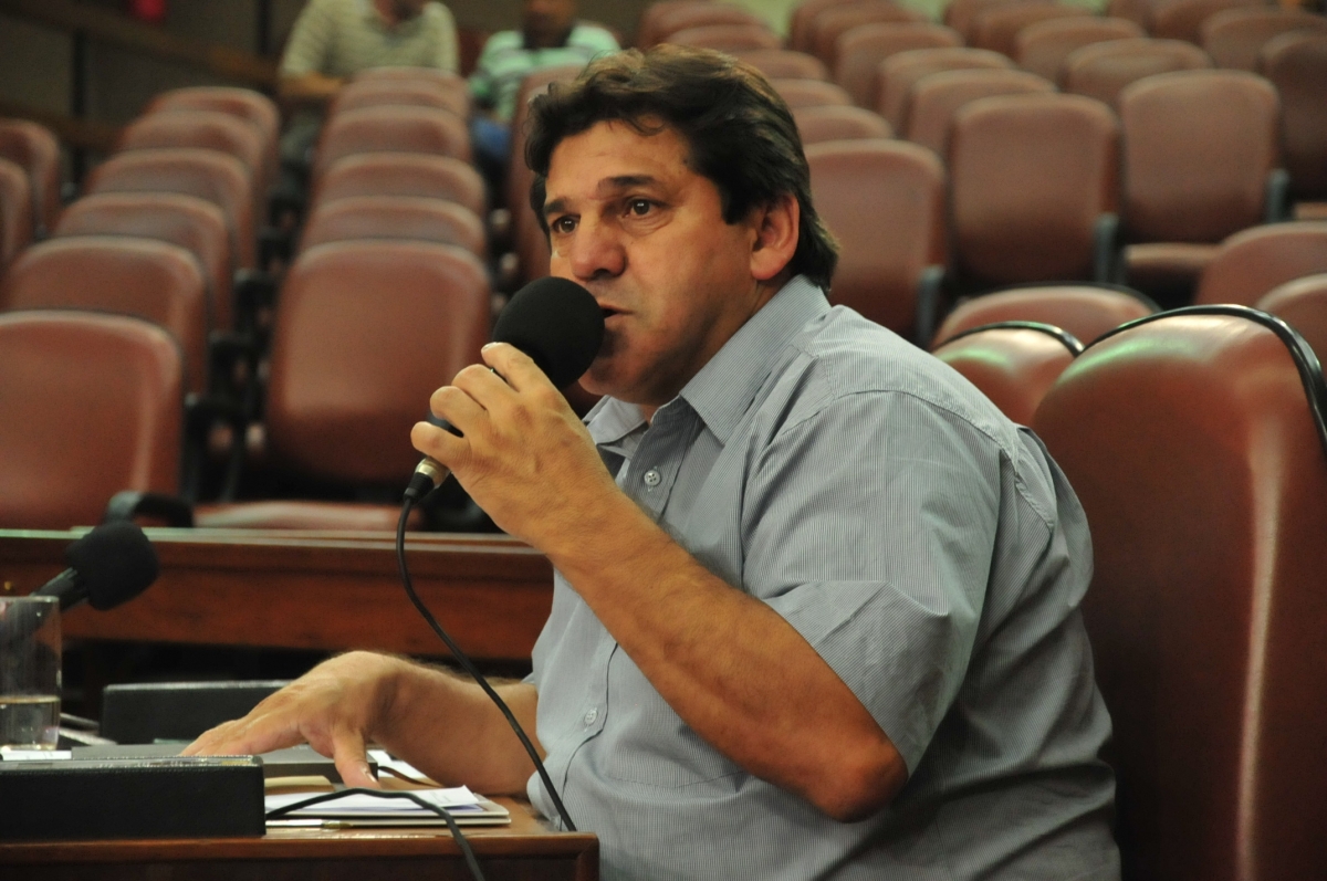 Vereador Henrique Silva apresenta moção em favor da Petrobras
