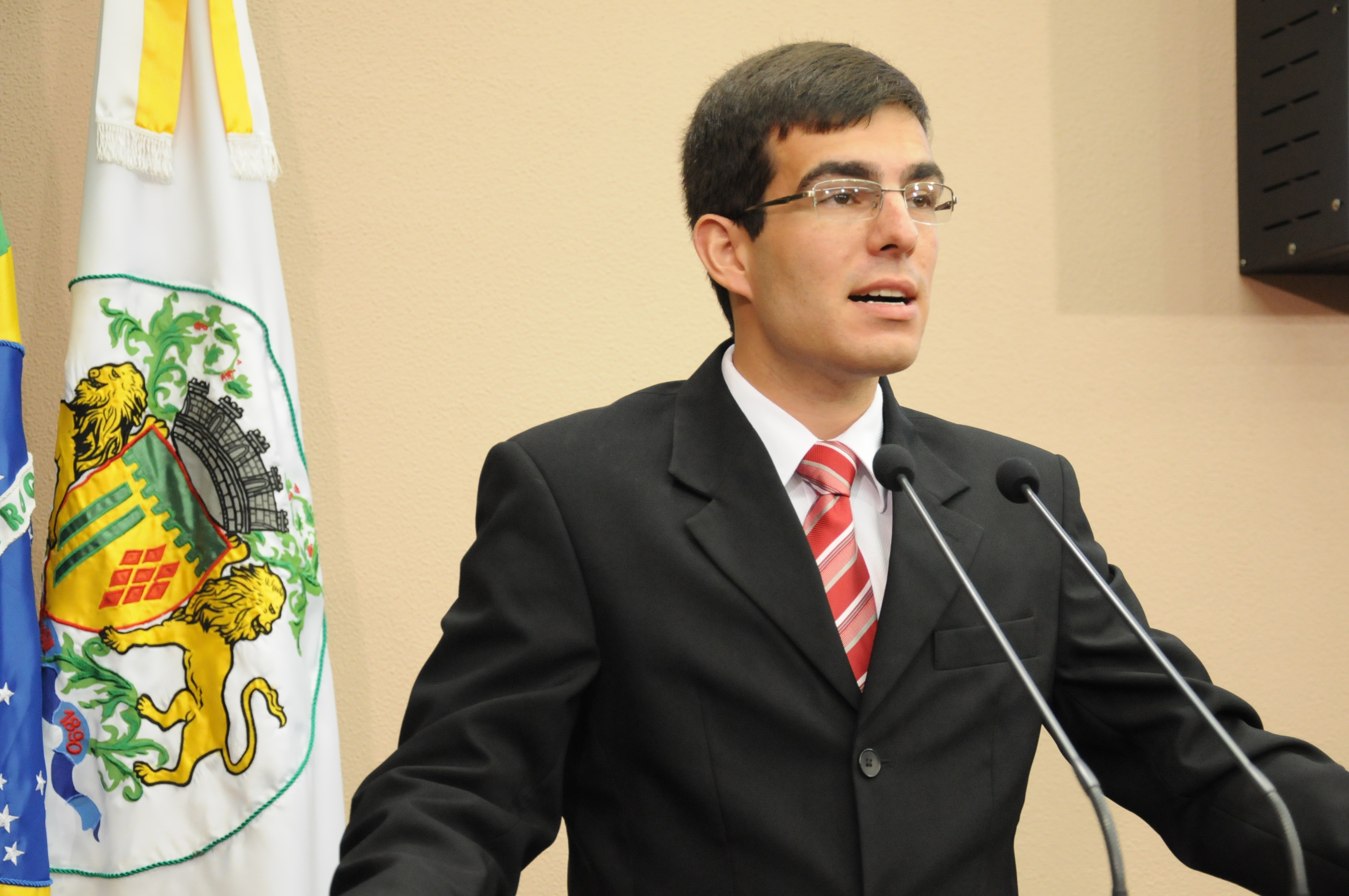 Rafael Bueno saúda o governo federal pelas ações em prol da educação