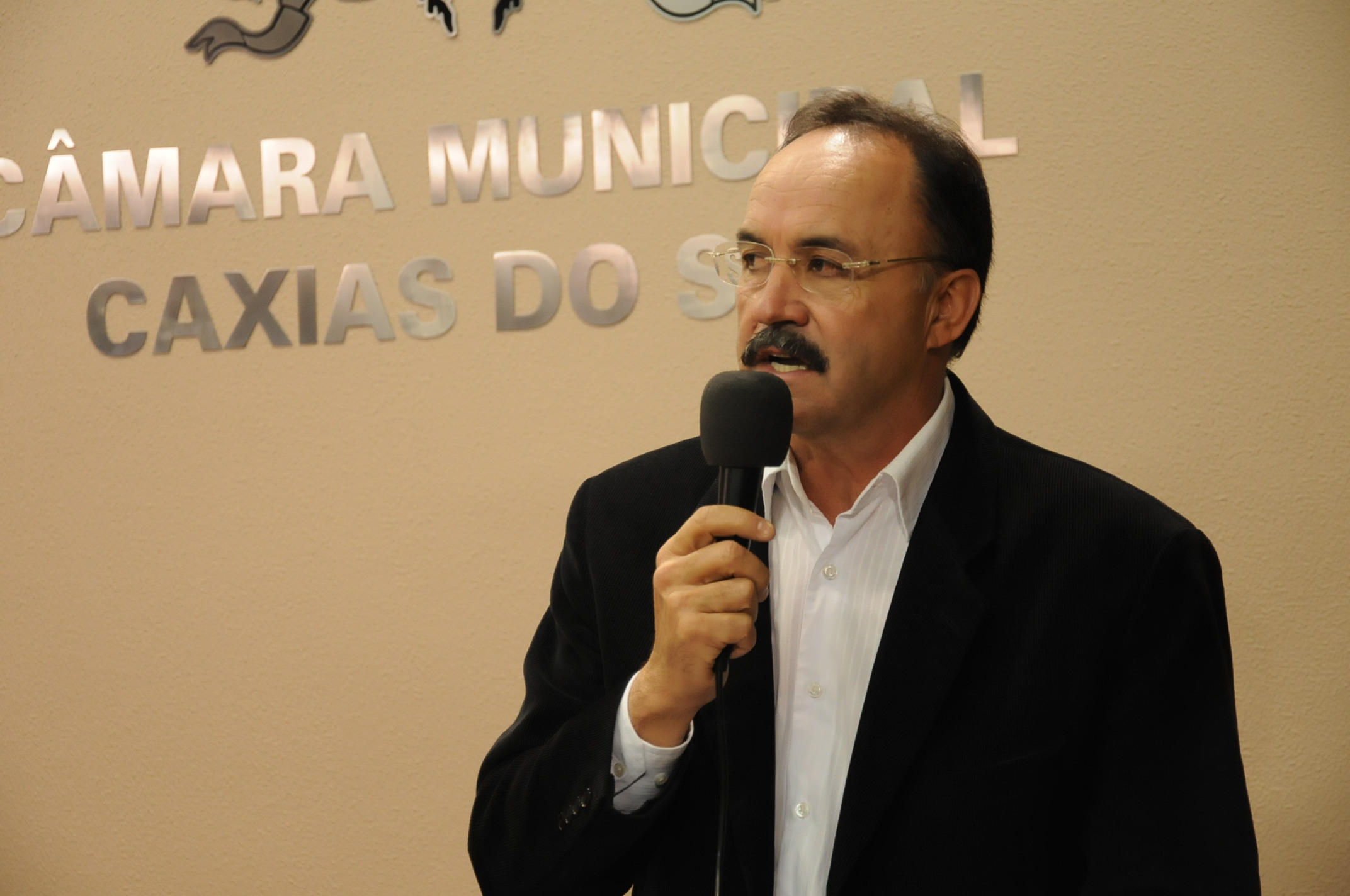 Leia mais sobre Projeto de usina de lixo recebe apoio do vereador Mauro Pereira