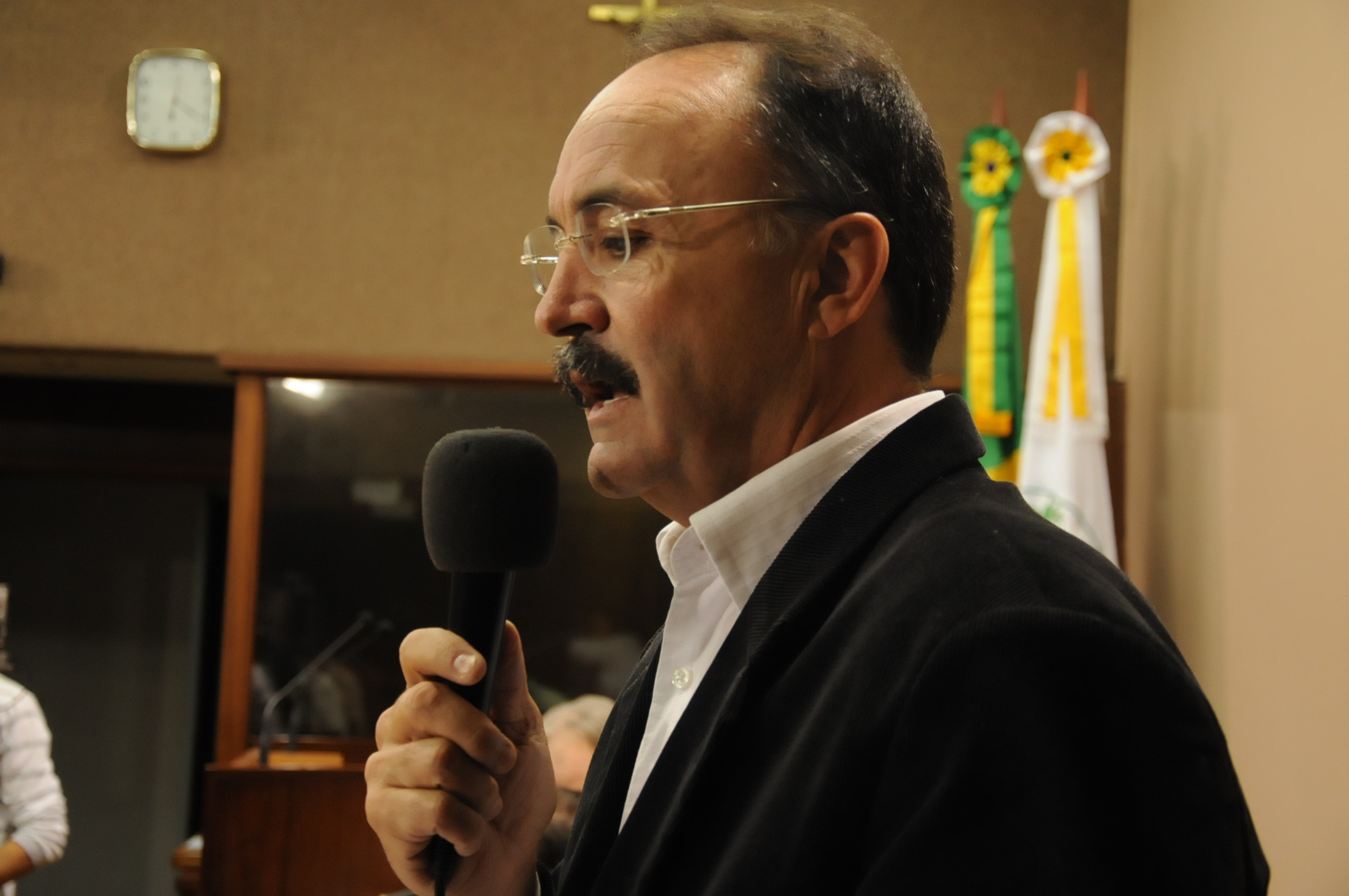 Vereador Mauro Pereira contesta entrevista do prefeito Alceu Barbosa Velho