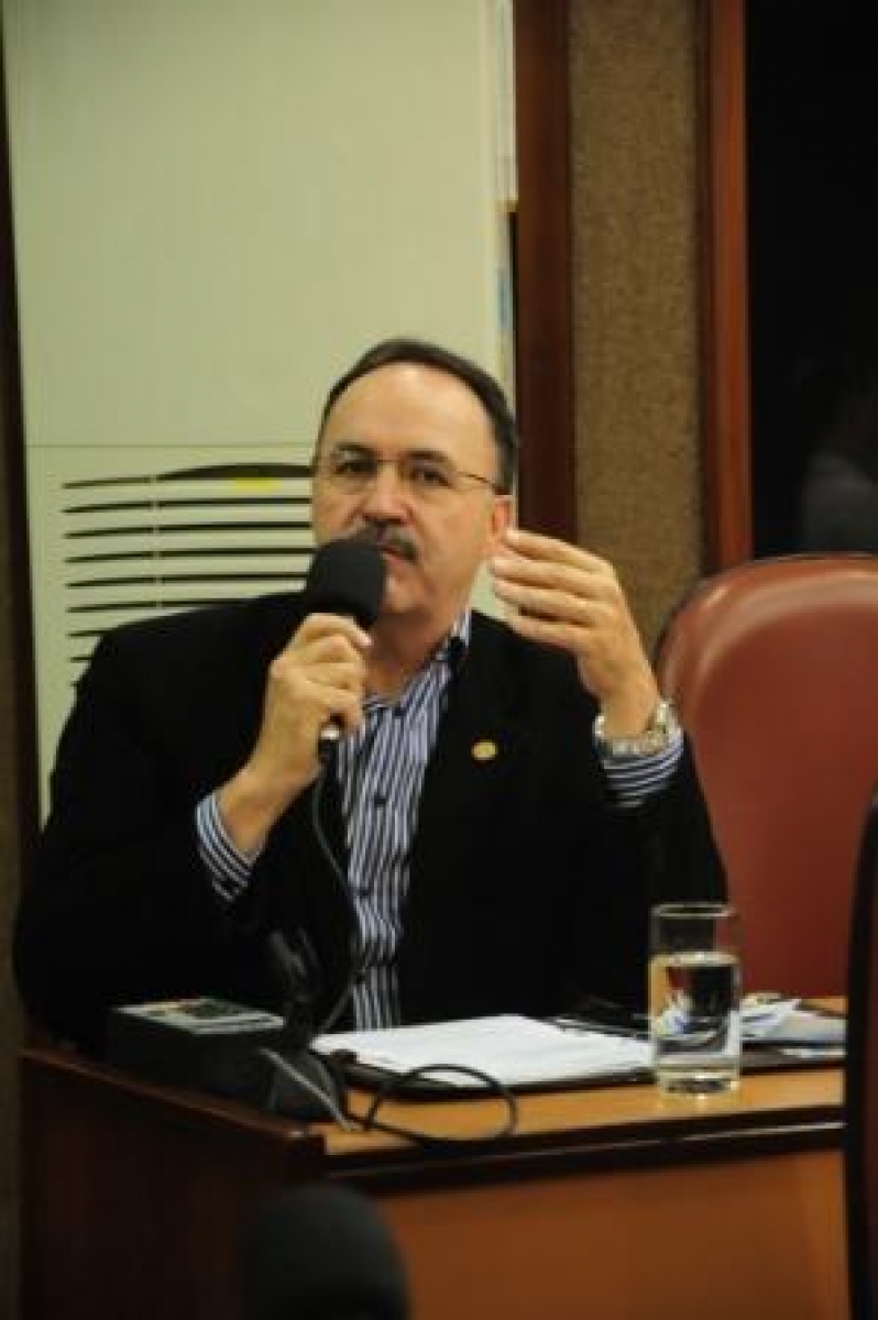 Mauro Pereira convida a comunidade para audiência sobre licitação de táxi-lotação