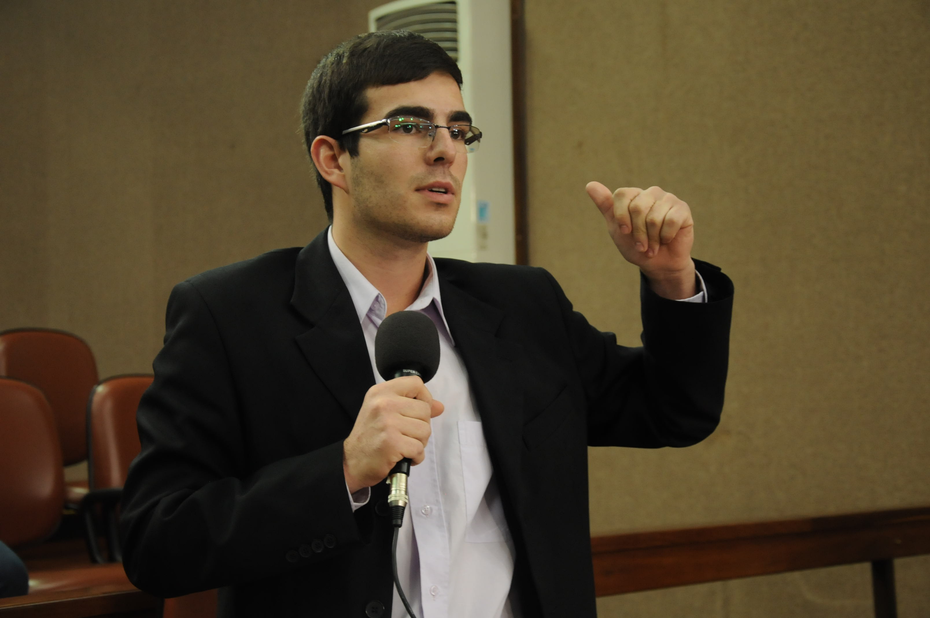 Vereador Rafael Bueno apresenta duas novas proposições