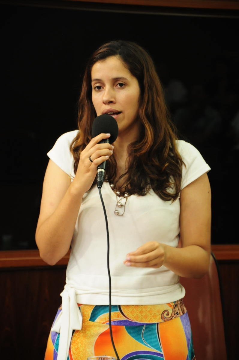 Vereadora Denise propõe reunião pública sobre atraso na expedição de guias de ITBI