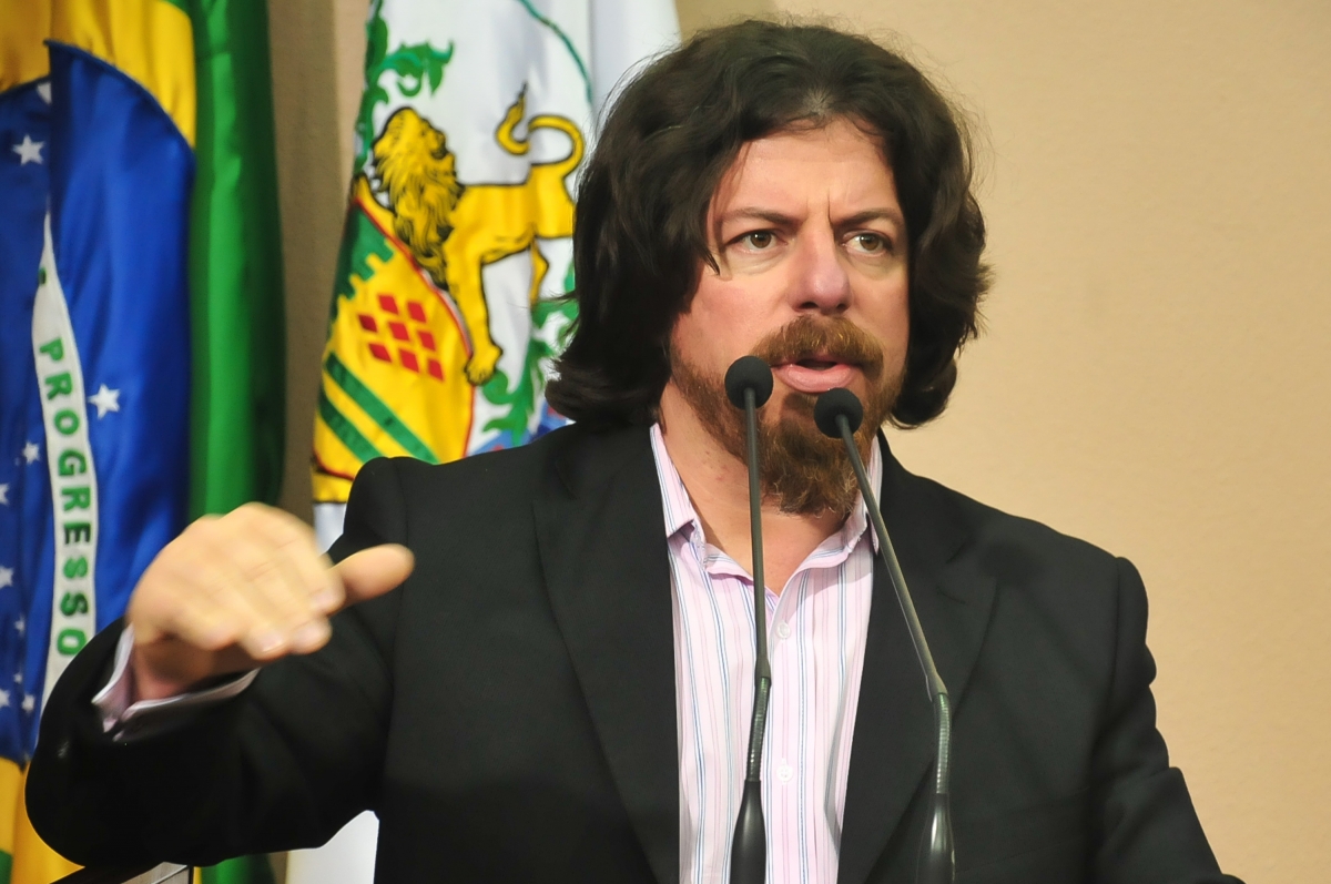 Renato Nunes anuncia moção de apoio à aprovação do projeto que acaba com extinção de créditos do celular