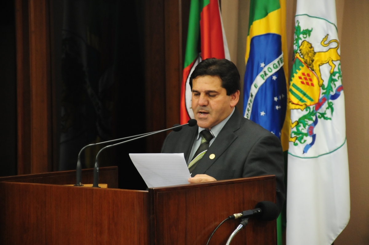 Henrique Silva saúda a inauguração do tanque de contenção no Pôr-do-Sol