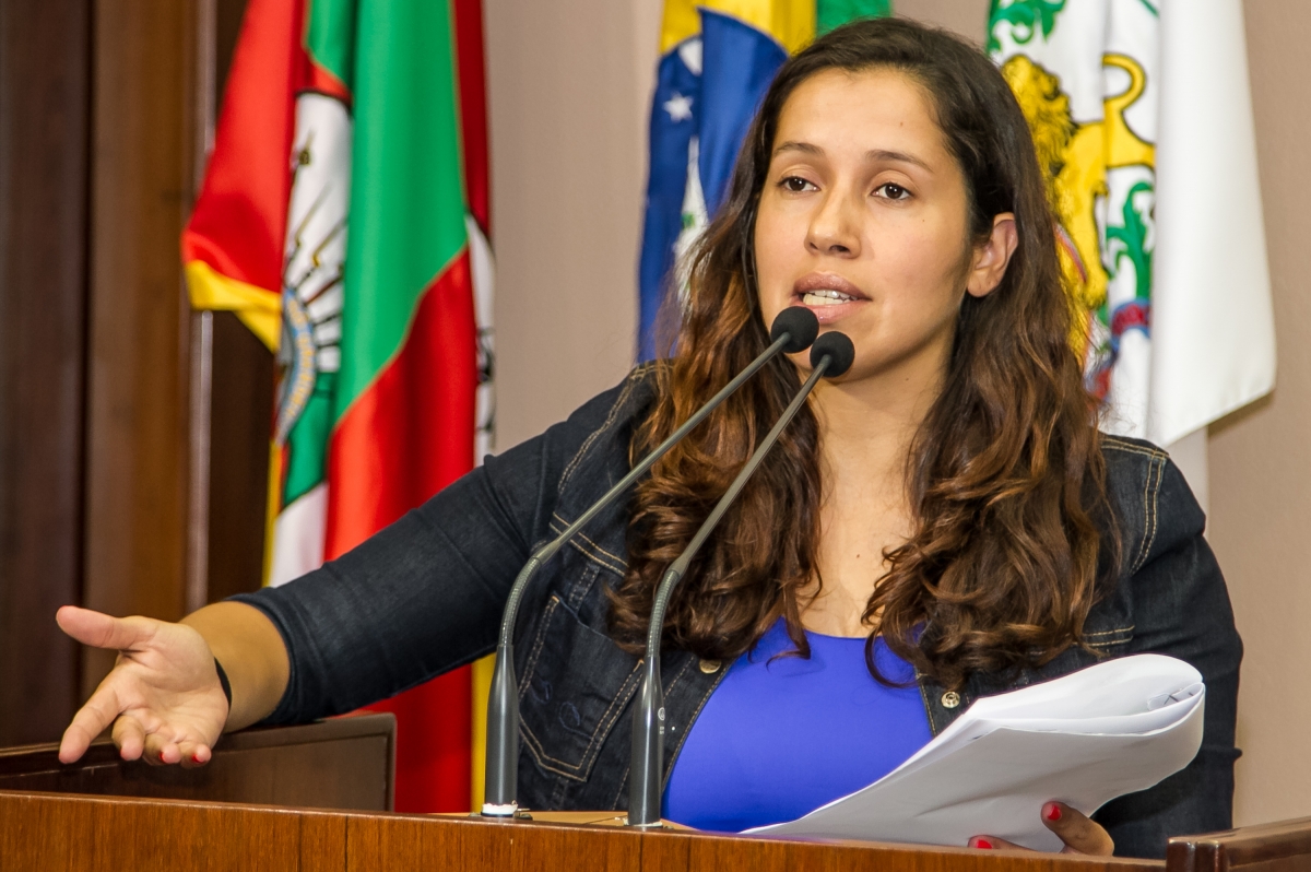 Leia mais sobre Denise Pessôa reivindica maior espaço às mulheres nas casas legislativas