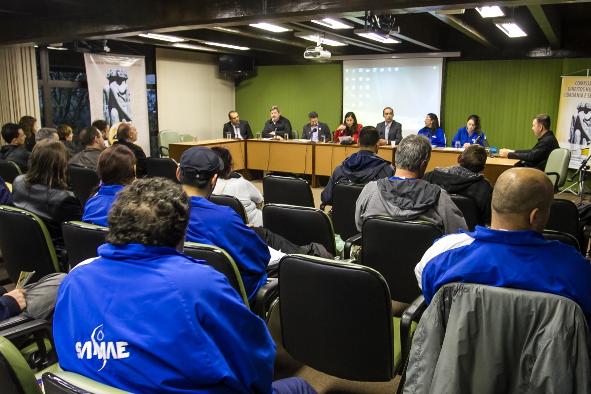 Comissão de Direitos Humanos amplia debate sobre o adicional de insalubridade a leituristas do Samae