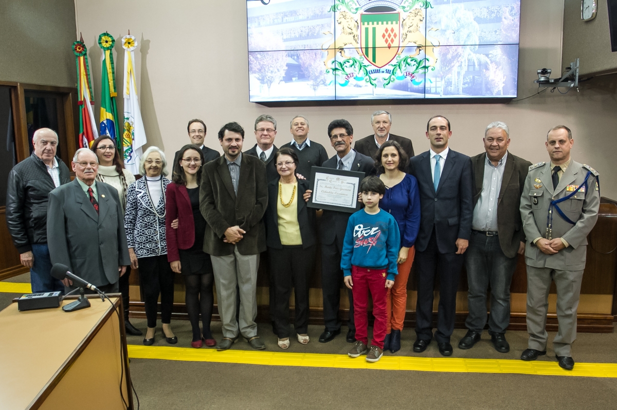 Câmara Municipal concede título de Cidadão Caxiense a Marte Fros Guerrero 