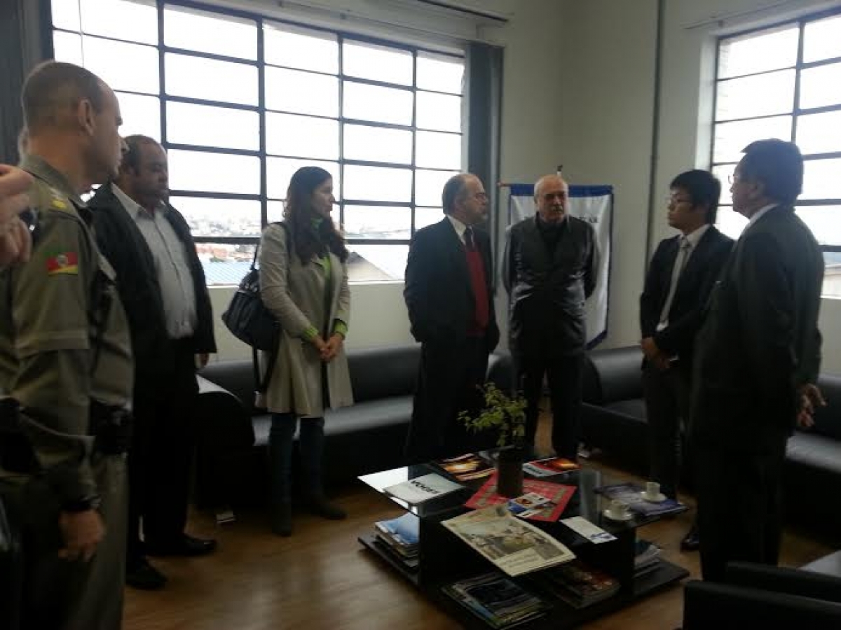 Presidenta da Comissão de Direitos Humanos acompanha visita de comitiva japonesa a Caxias
