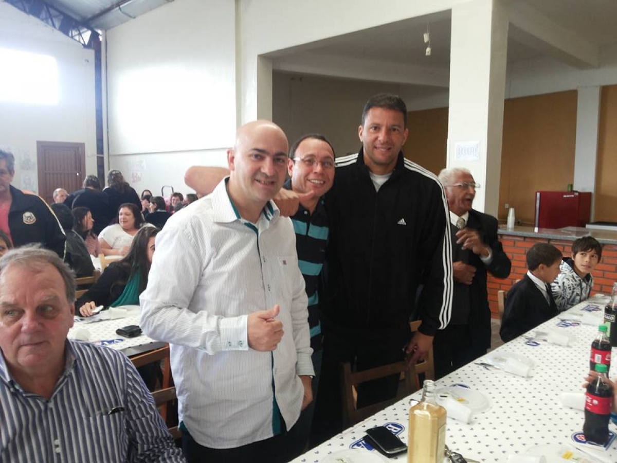 Jaison Barbosa participa de almoço promovido pela ACPMEN do bairro Santa Fé