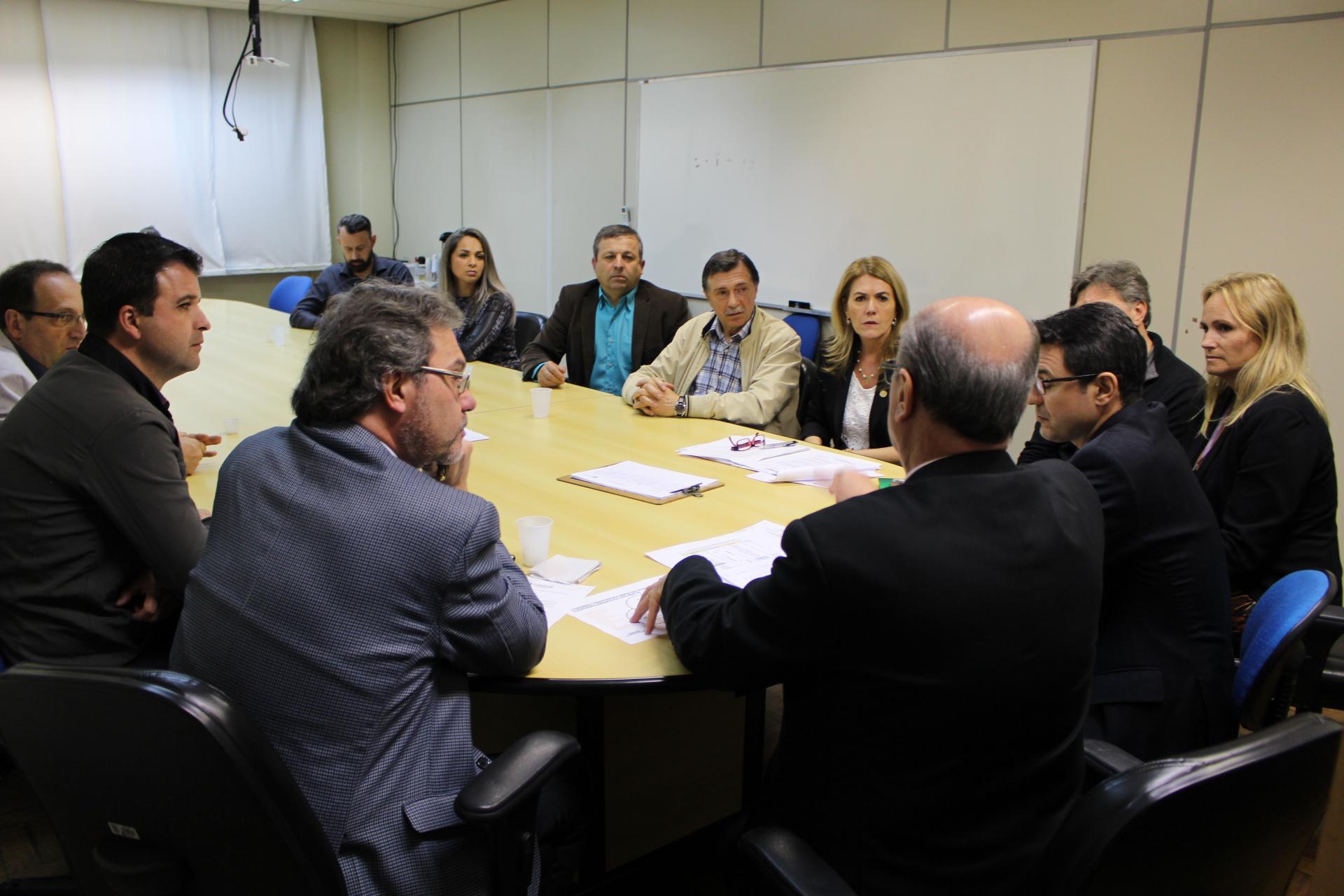 Vereadores se reúnem com secretário Cezar Schirmer para discutir segurança pública de Caxias do Sul