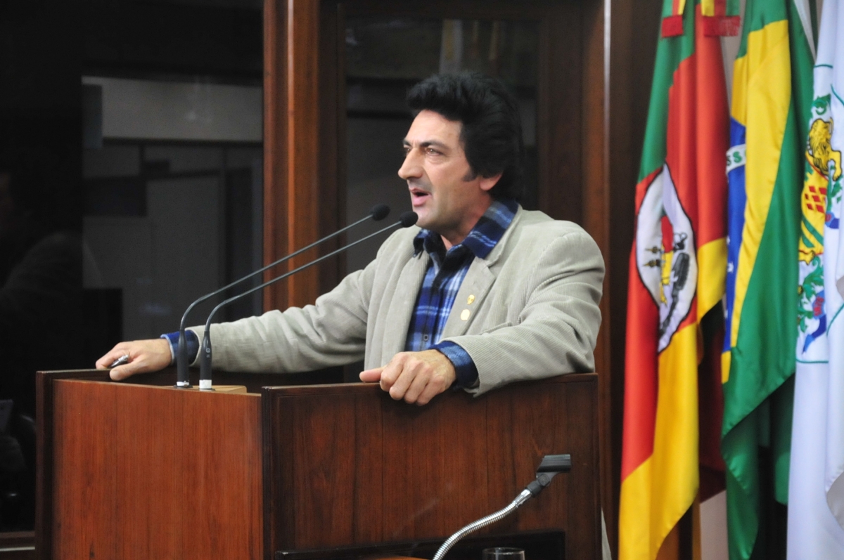 Leia mais sobre Administrador Marcos Antonio Tronca será agraciado com o título de Cidadão Emérito