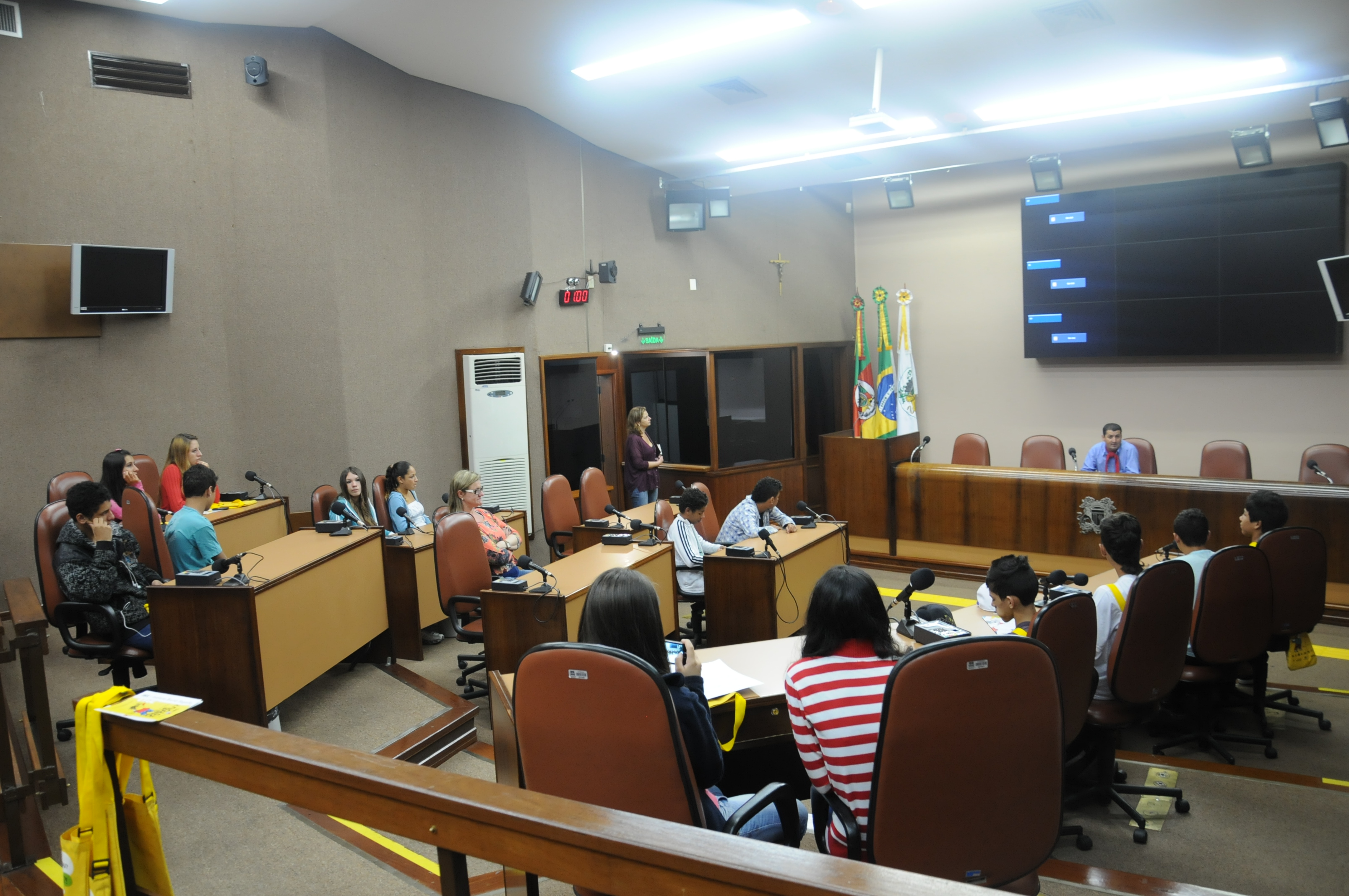 Leia mais sobre Alunos da Escola Municipal João de Zorzi visitam o Legislativo