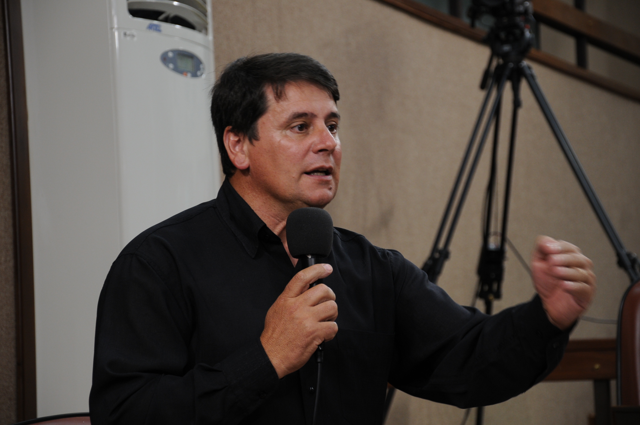 Marcos Daneluz pede mais segurança em Caxias
