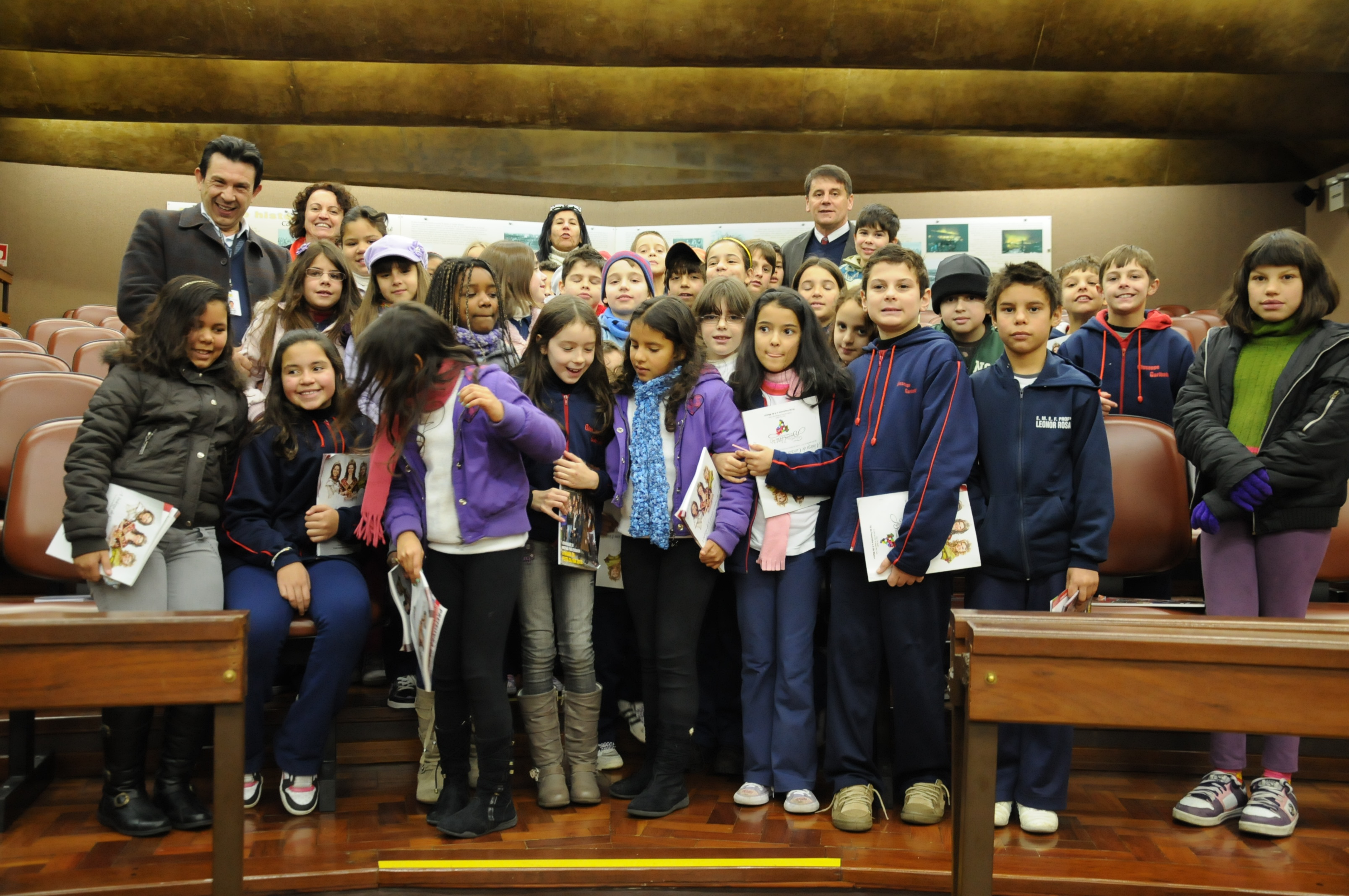 Leia mais sobre Alunos da Escola Giuseppe Garibaldi visitam o Legislativo