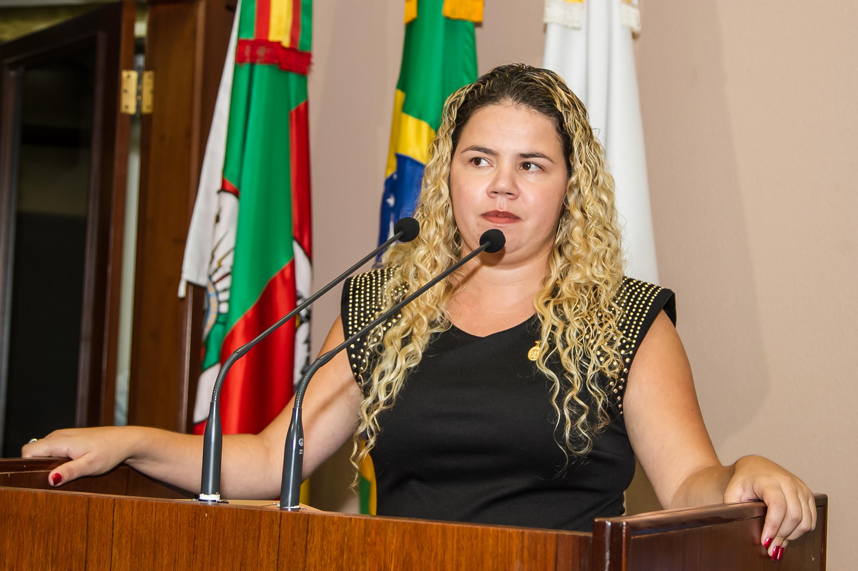 Daiane Mello ataca tentativa de prejudicar o Rio Grande do Sul