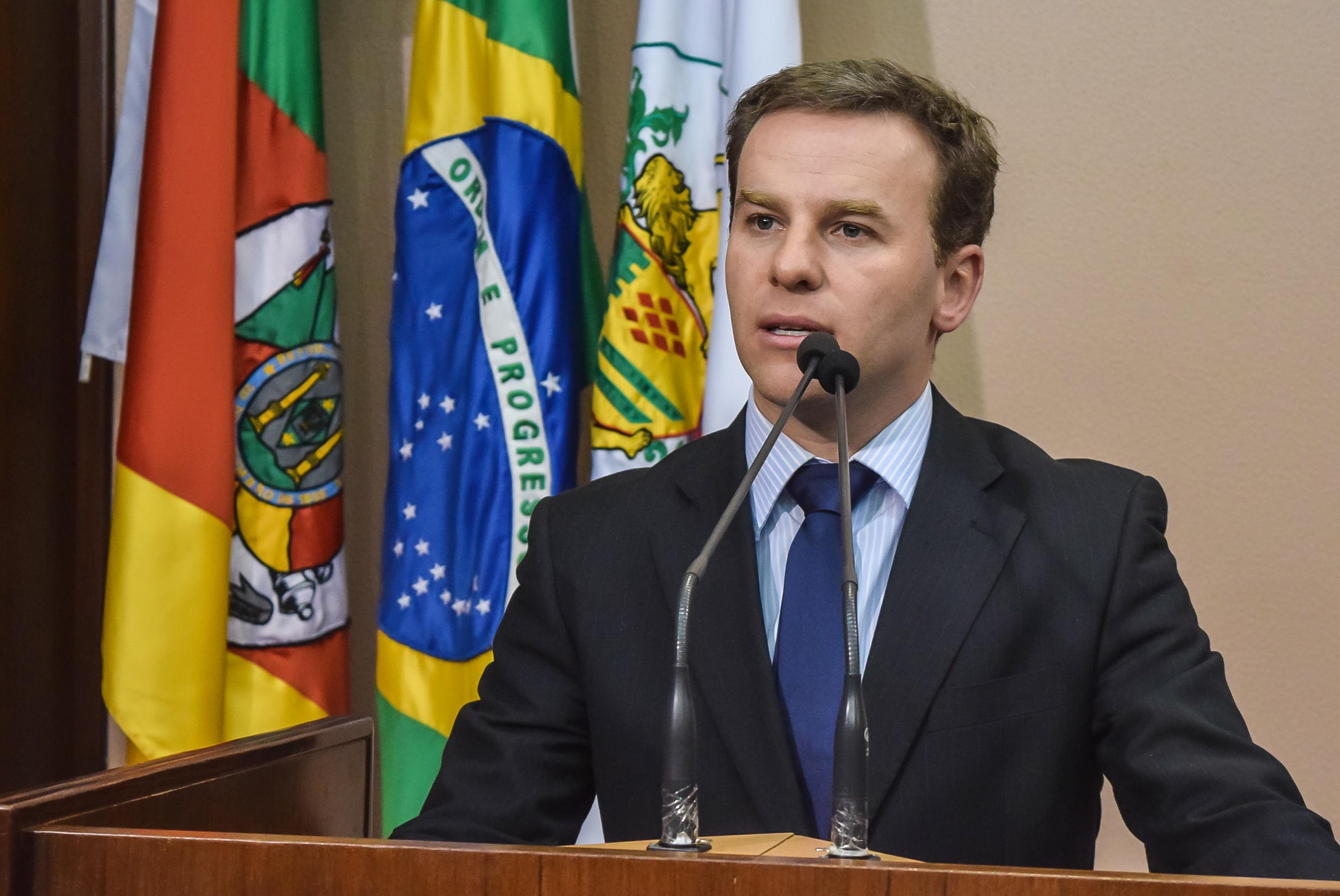 Adiada proposta de punição a estabelecimentos que amparam atividades ilícitas em Caxias do Sul 