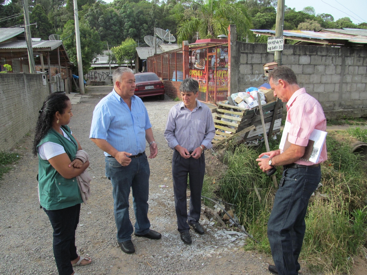 Leia mais sobre Vereador Kiko Girardi e secretário Renato Oliveira visitam a Vila Sapo no Serrano