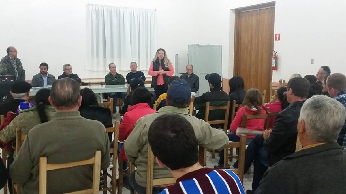 Leia mais sobre Vereadora Daiane Mello visita Ana Rech e participa de reunião do Orçamento Comunitário