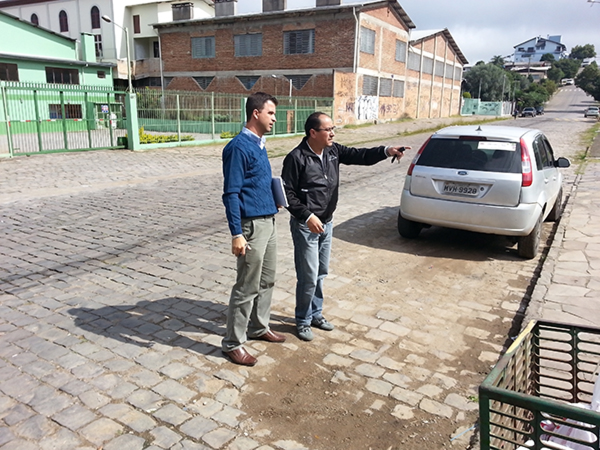 Vereador Neri, O Carteiro visitou os bairros Século XX e Presidente Vargas