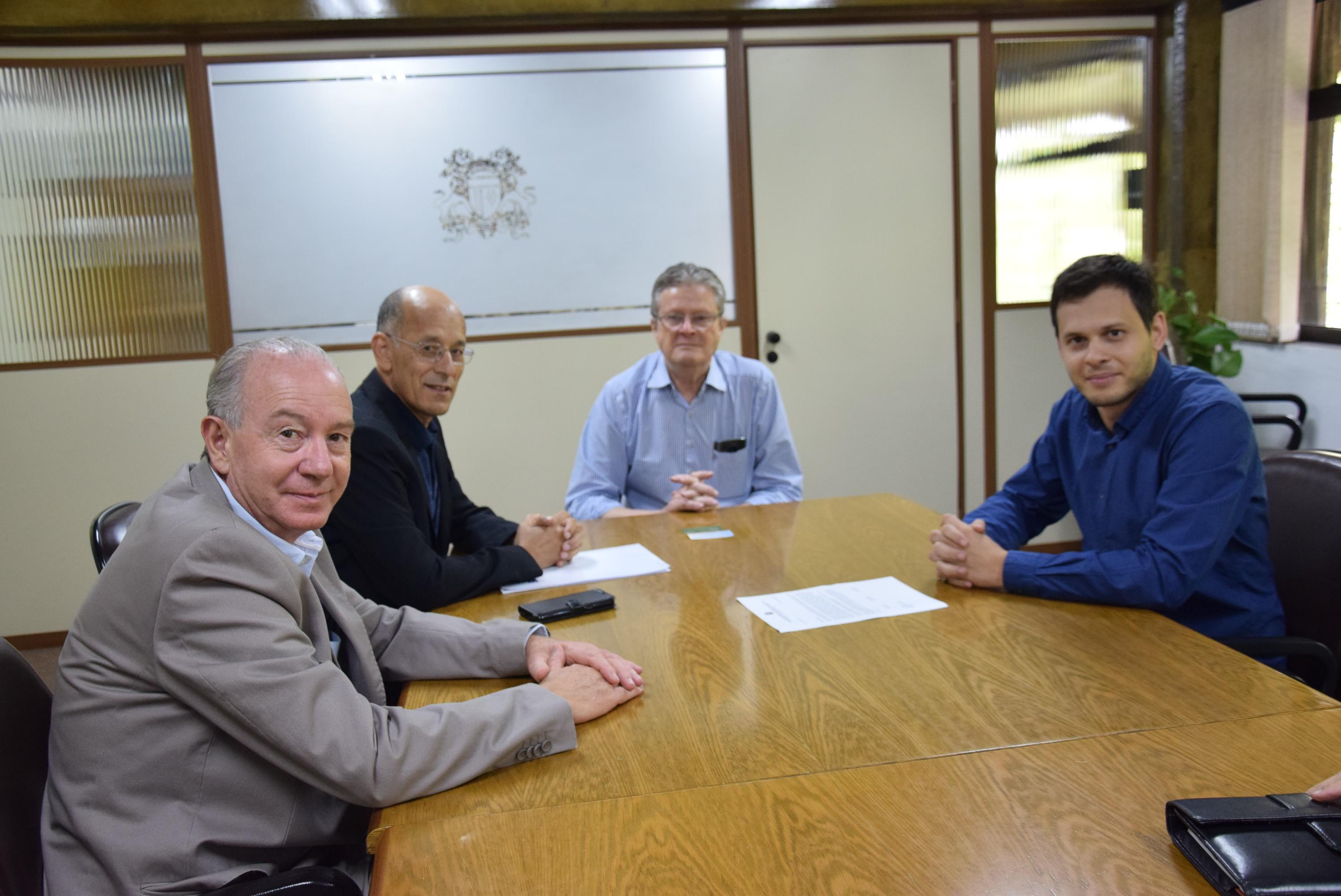 Leia mais sobre Flavio Cassina recebe a visita de inspetores do CREA-RS