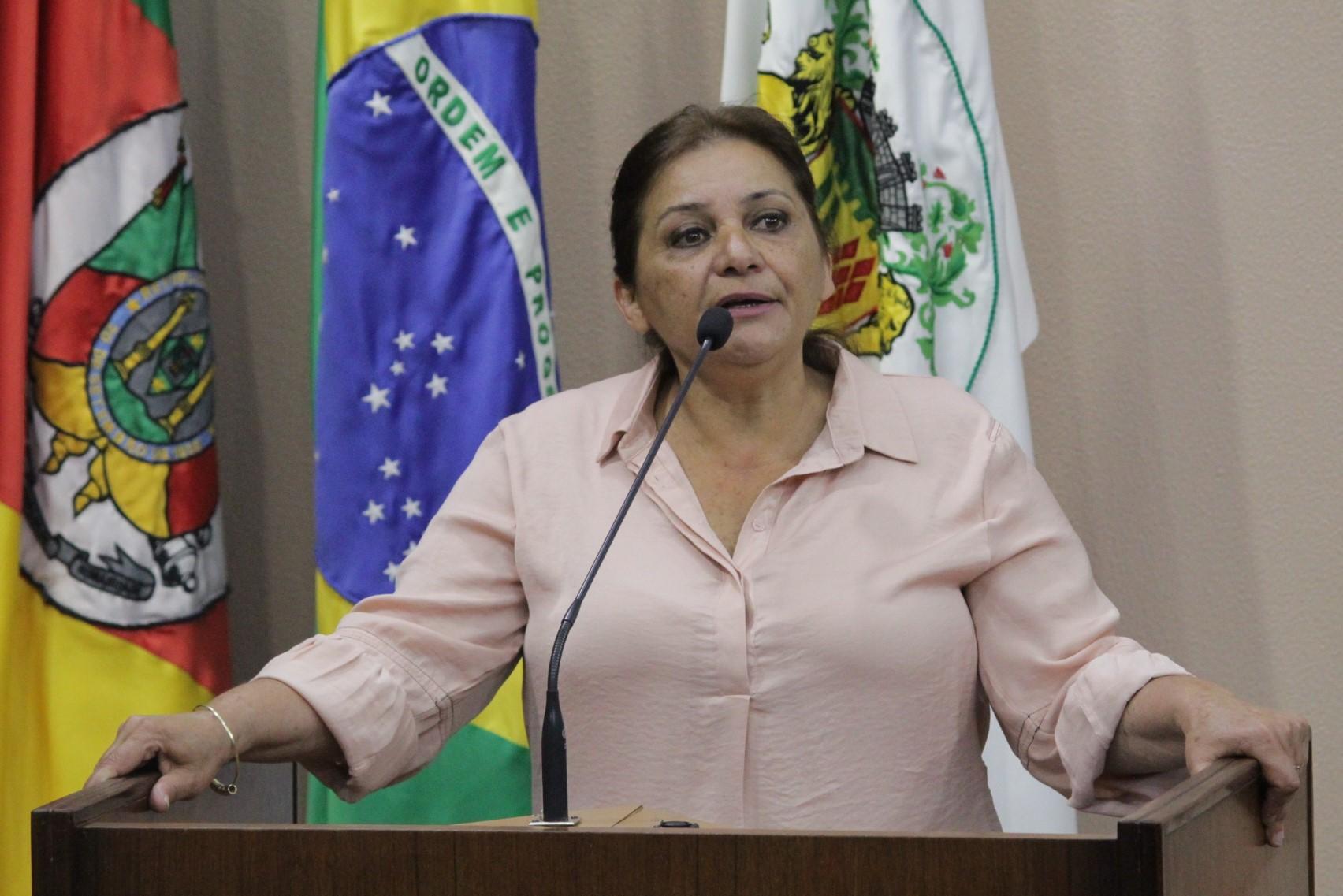 Melhorias no acesso ao bairro Forqueta é reivindicação de Gladis 