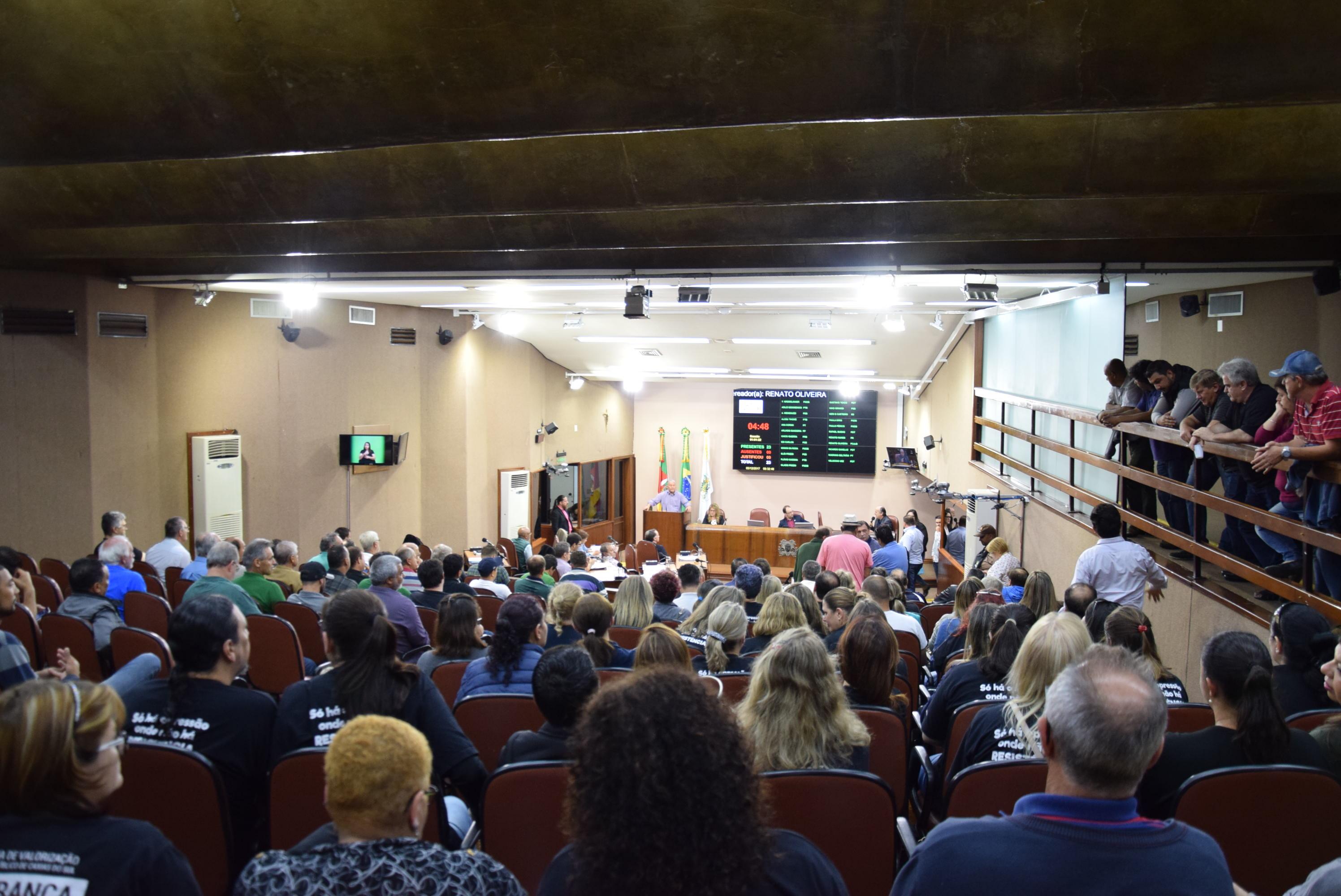 Avaliação da greve na educação e gestão da saúde pautam líderes