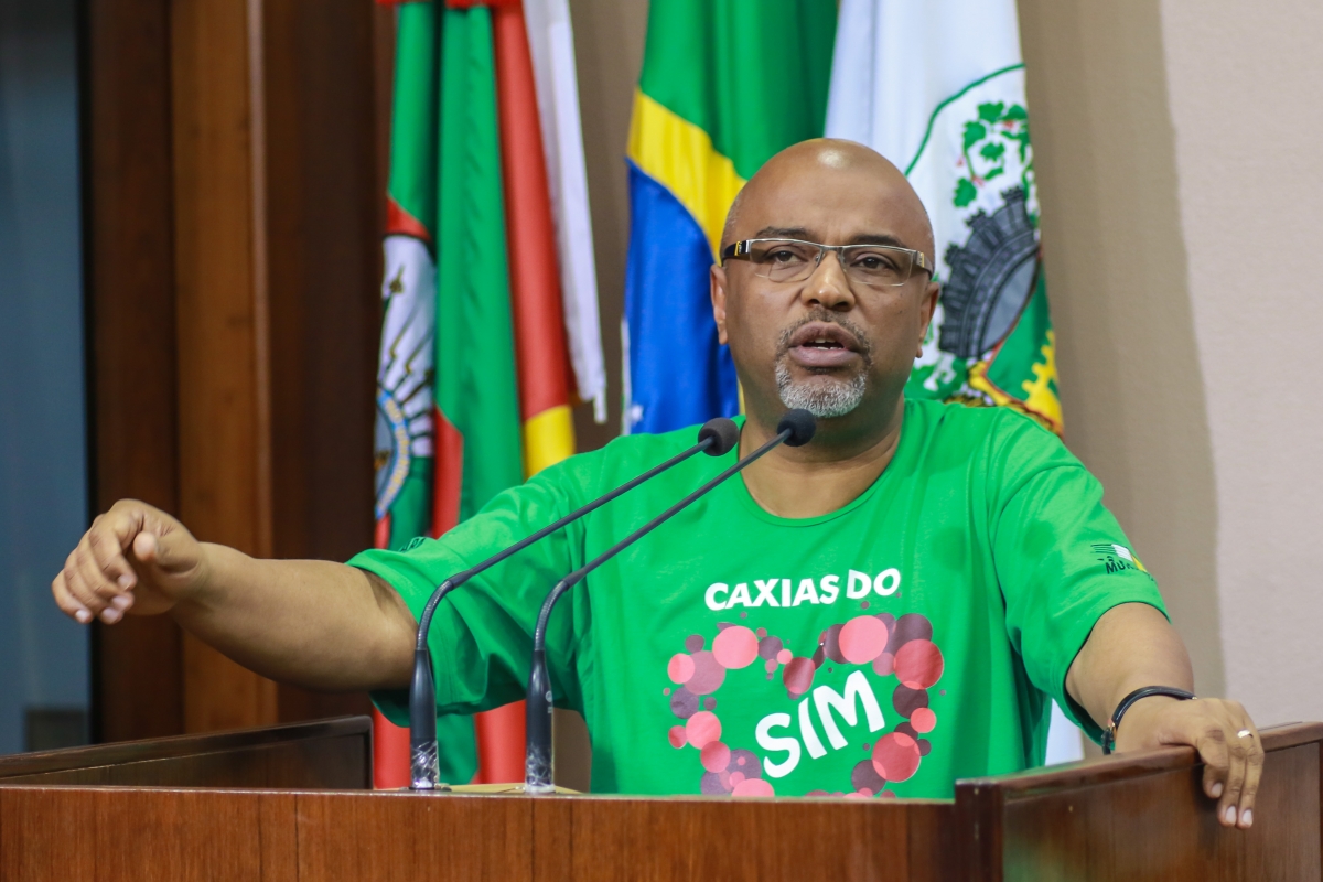 Discutido projeto para obrigar proteções junto a escadas e esteiras rolantes