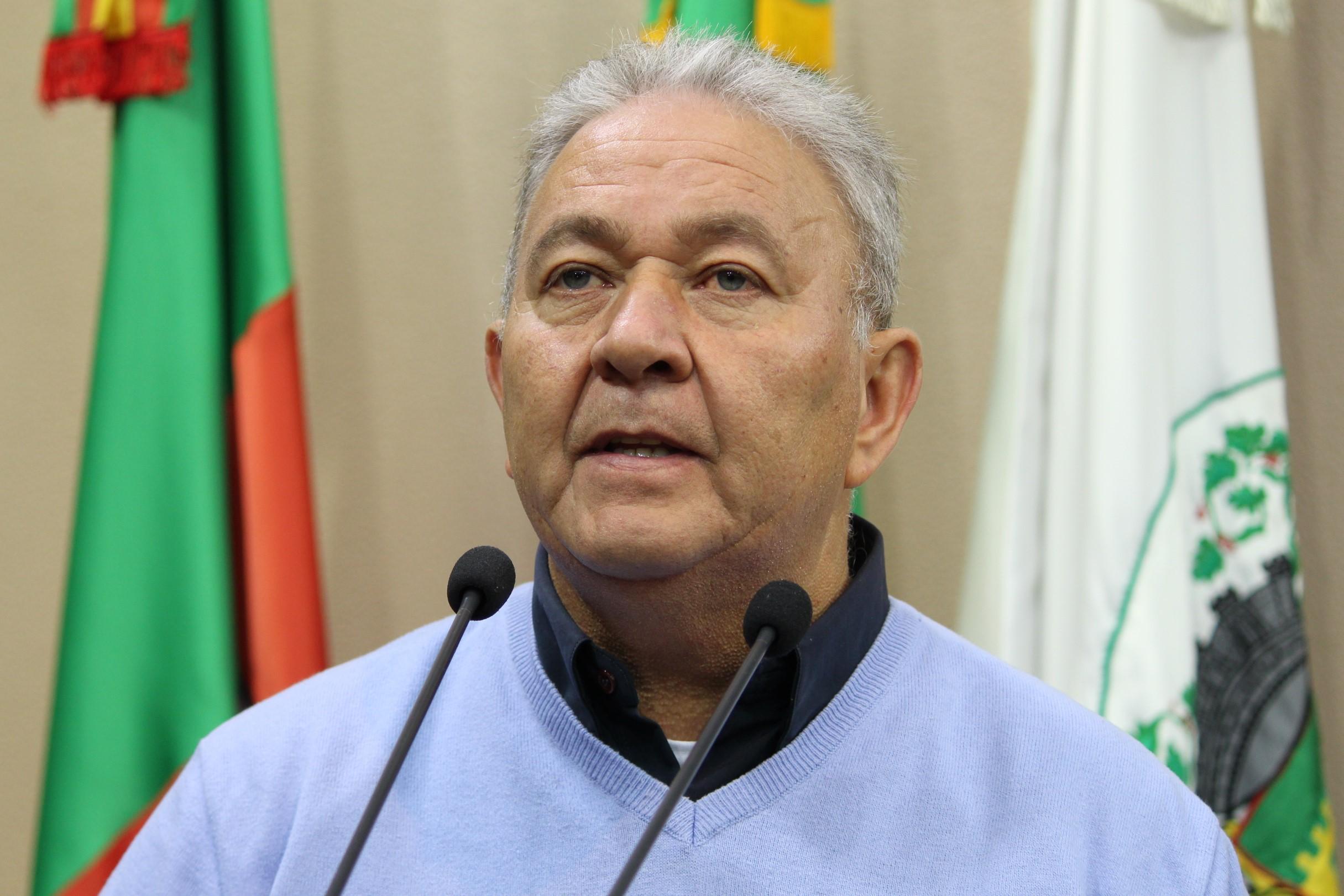 Vereador Renato Oliveira critica demissões na Codeca