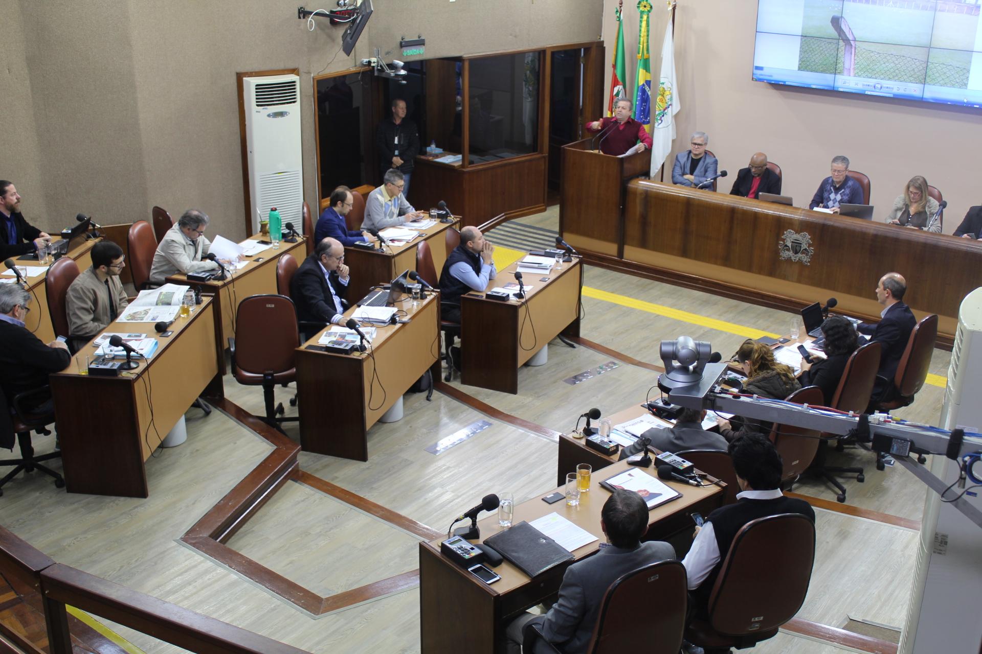 Leia mais sobre Imagens da 333ª Sessão Ordinária - XVII Legislatura