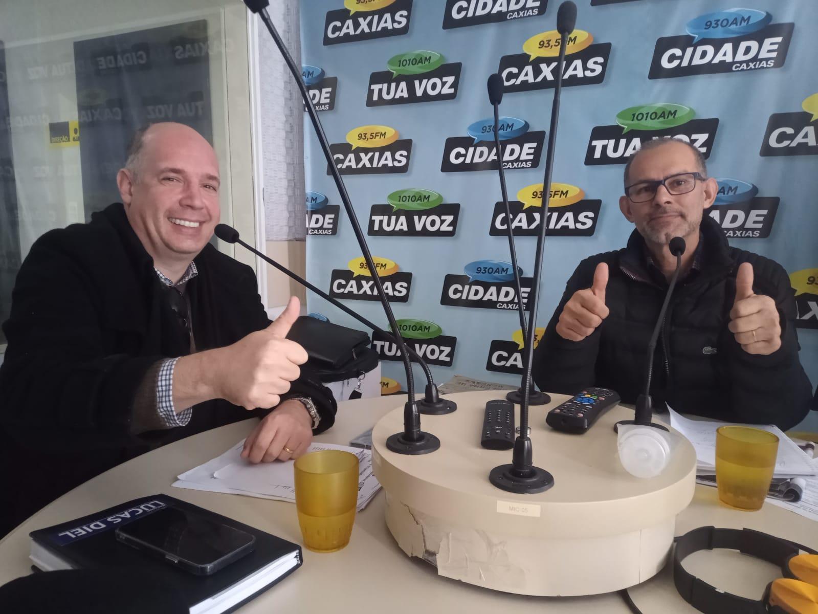 Vereador Lucas Diel foi entrevistado na Rádio Cidade Caxias