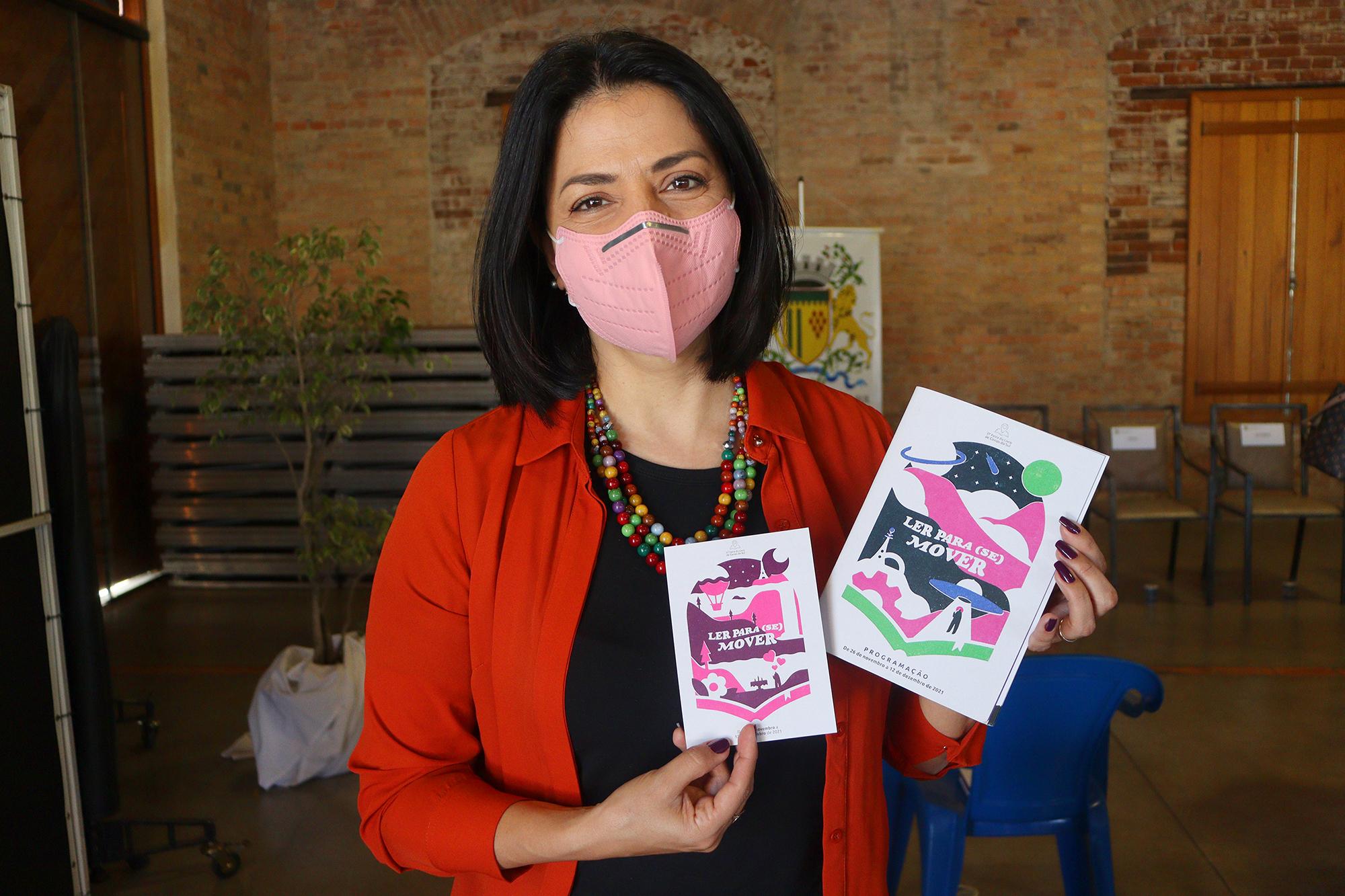Marisol Santos participa do lançamento da 37ª Feira do Livro de Caxias do Sul
