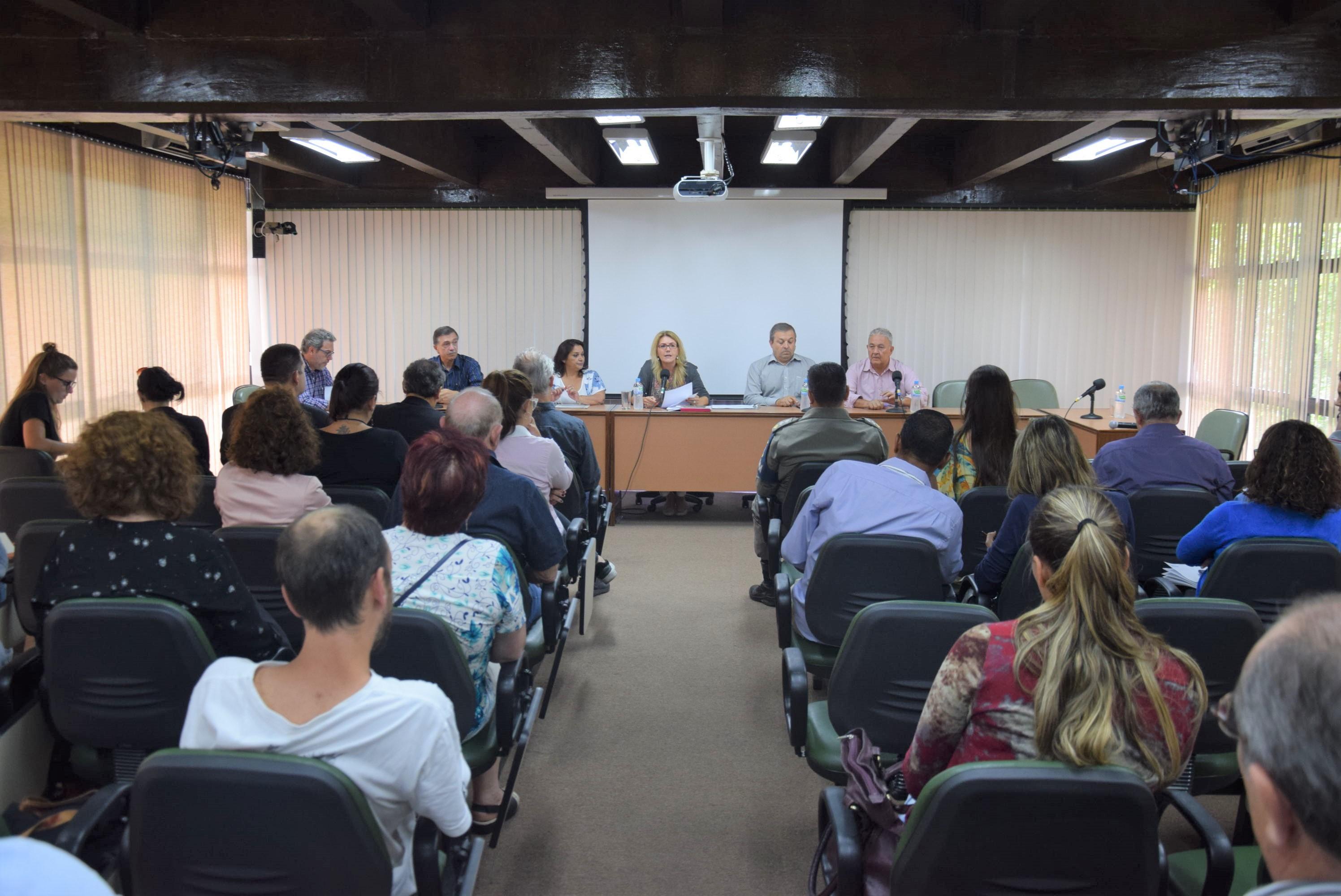 Leia mais sobre Comissão de Segurança e Proteção Social realiza reunião para tratar da situação da Estação Férrea