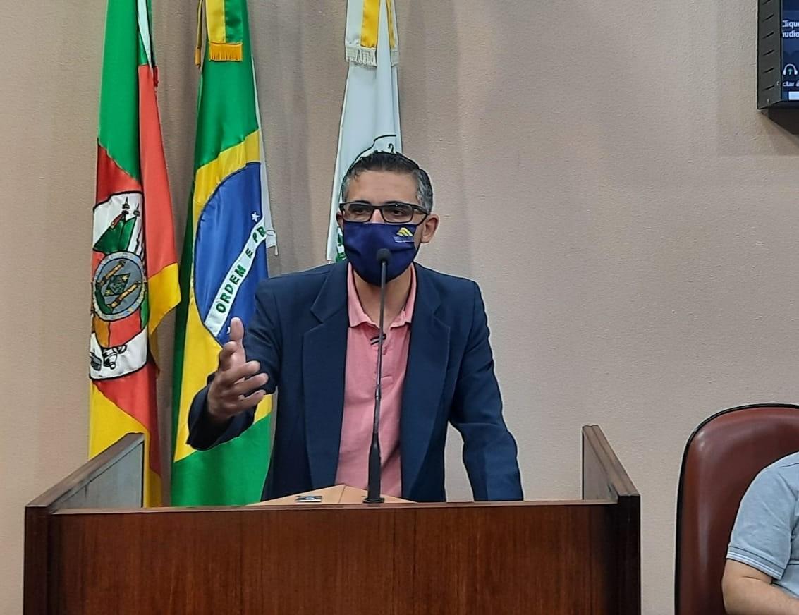 Juliano Valim fala sobre sua indignação referente aos R$ 4 milhões destinados para a Visate